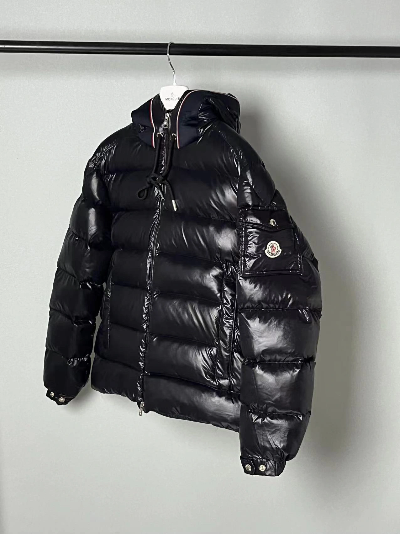 Durable Moncler Down Jackets 145804