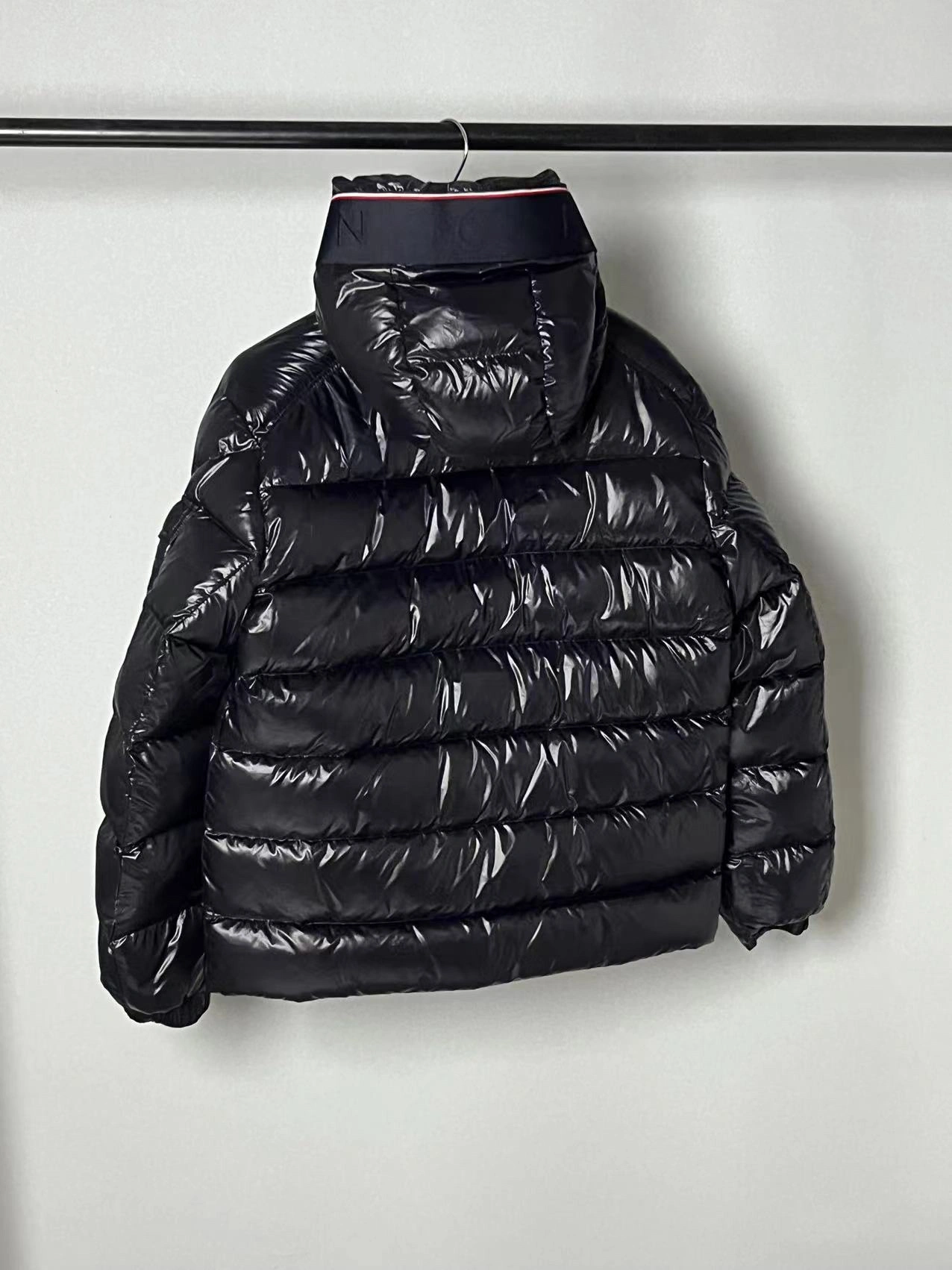 Durable Moncler Down Jackets 145804