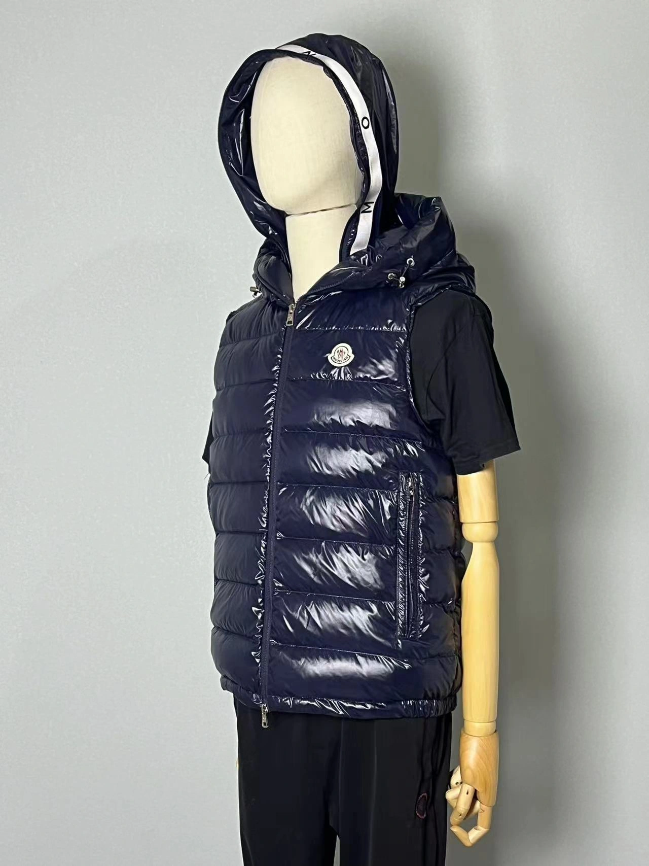 Refined Moncler Down Jackets 145799