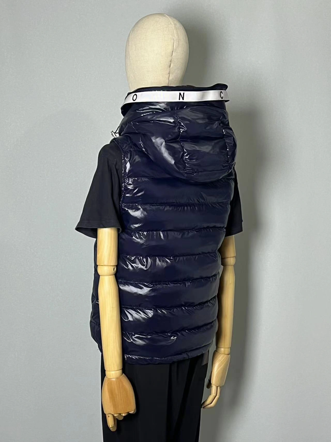 Refined Moncler Down Jackets 145799
