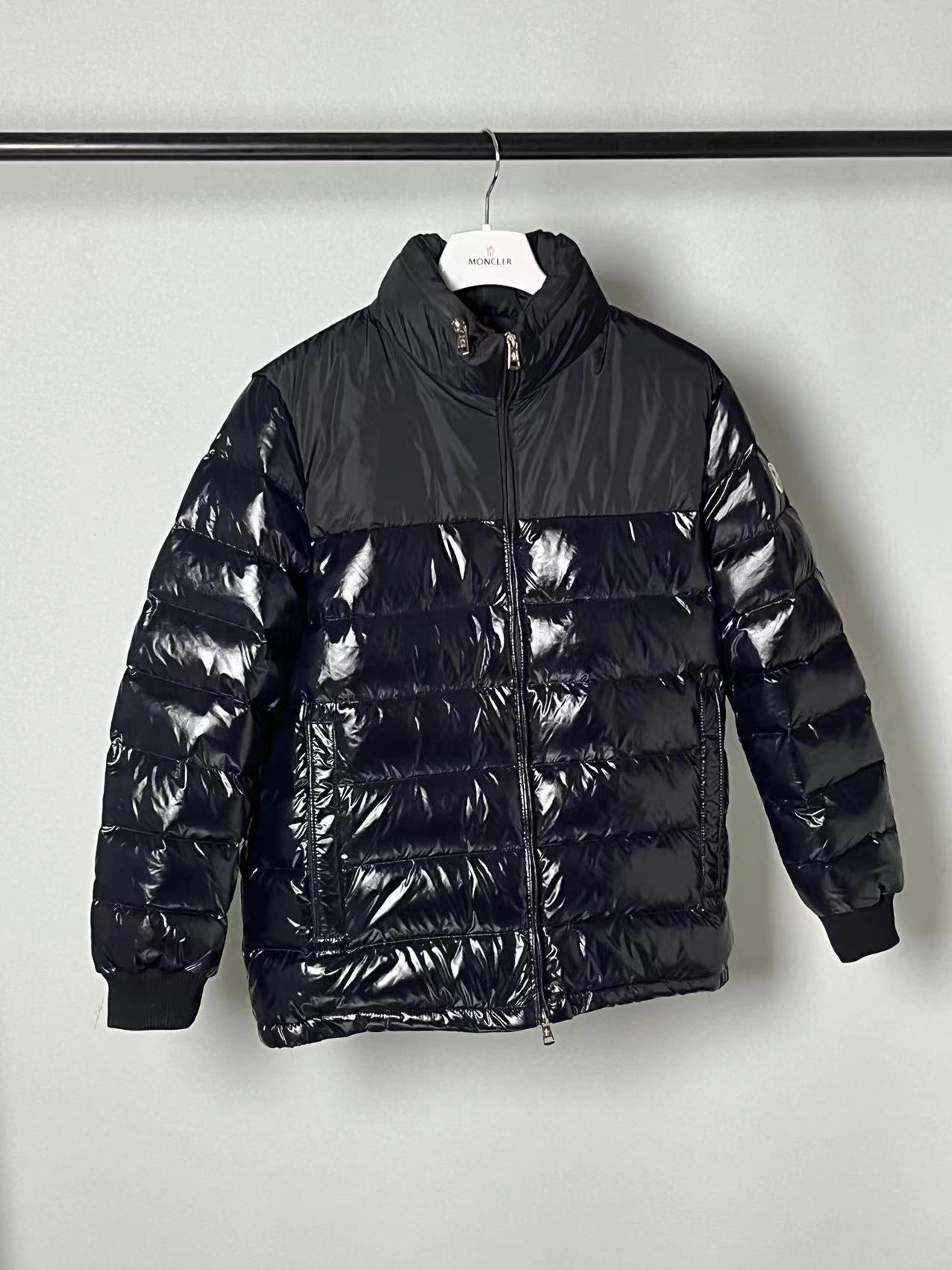 Moncler Down Jackets Breathable 145801