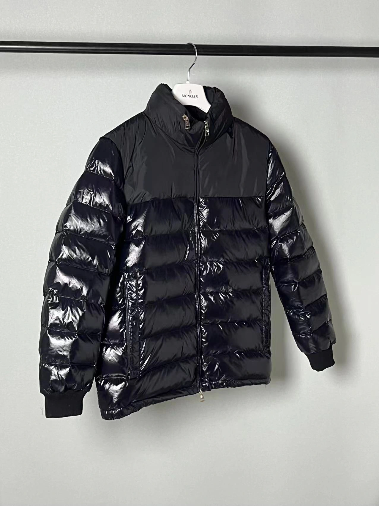 Moncler Down Jackets Breathable 145801