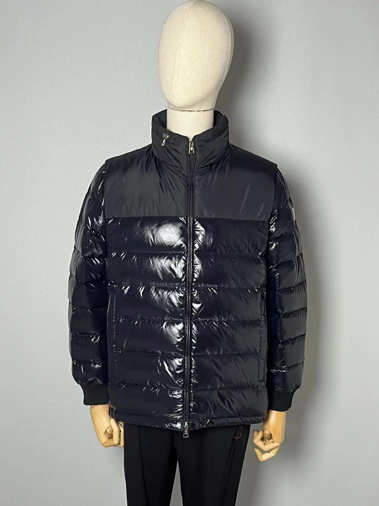 Moncler Down Jackets Breathable 145801