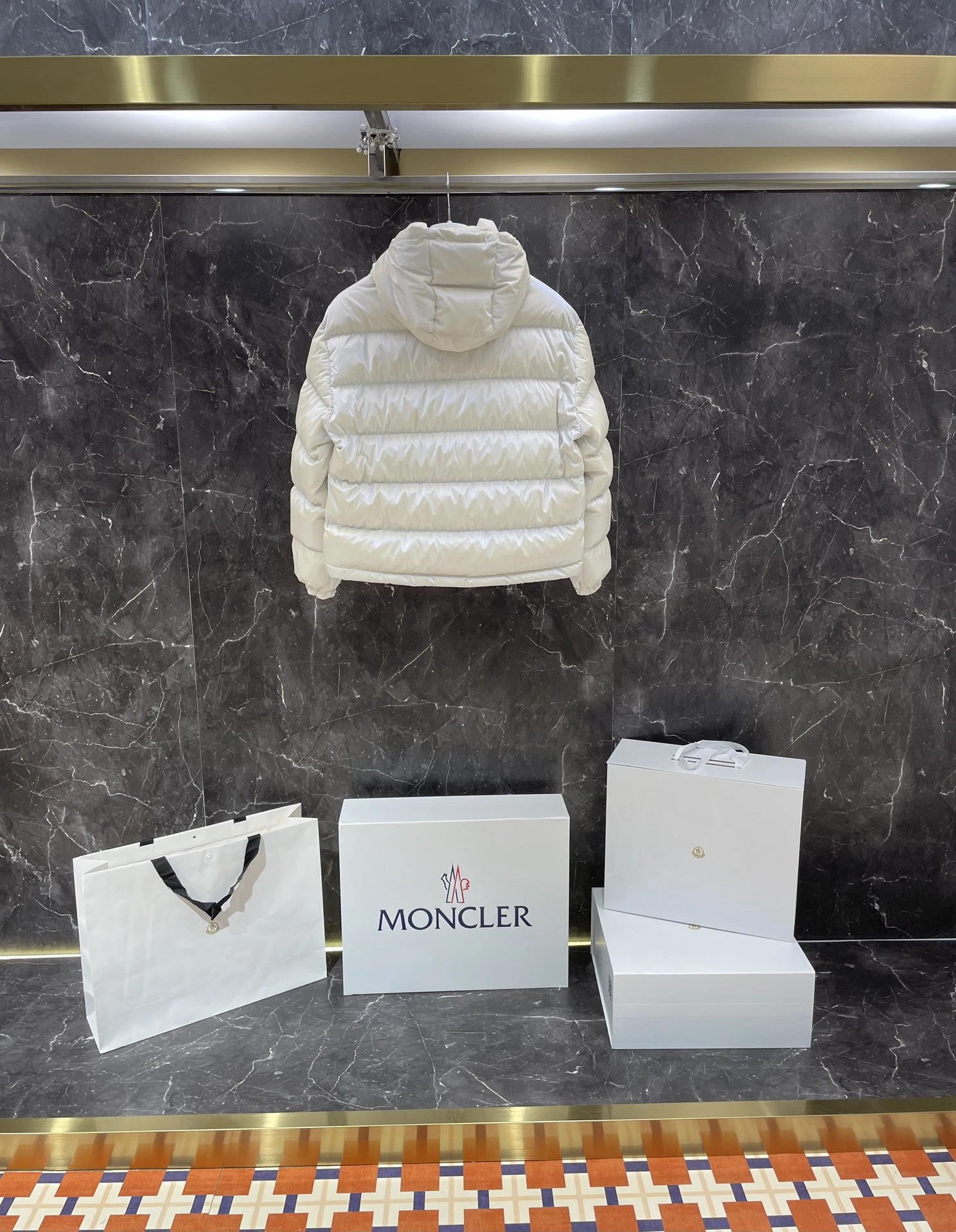 Soft Moncler Down Jackets 145789