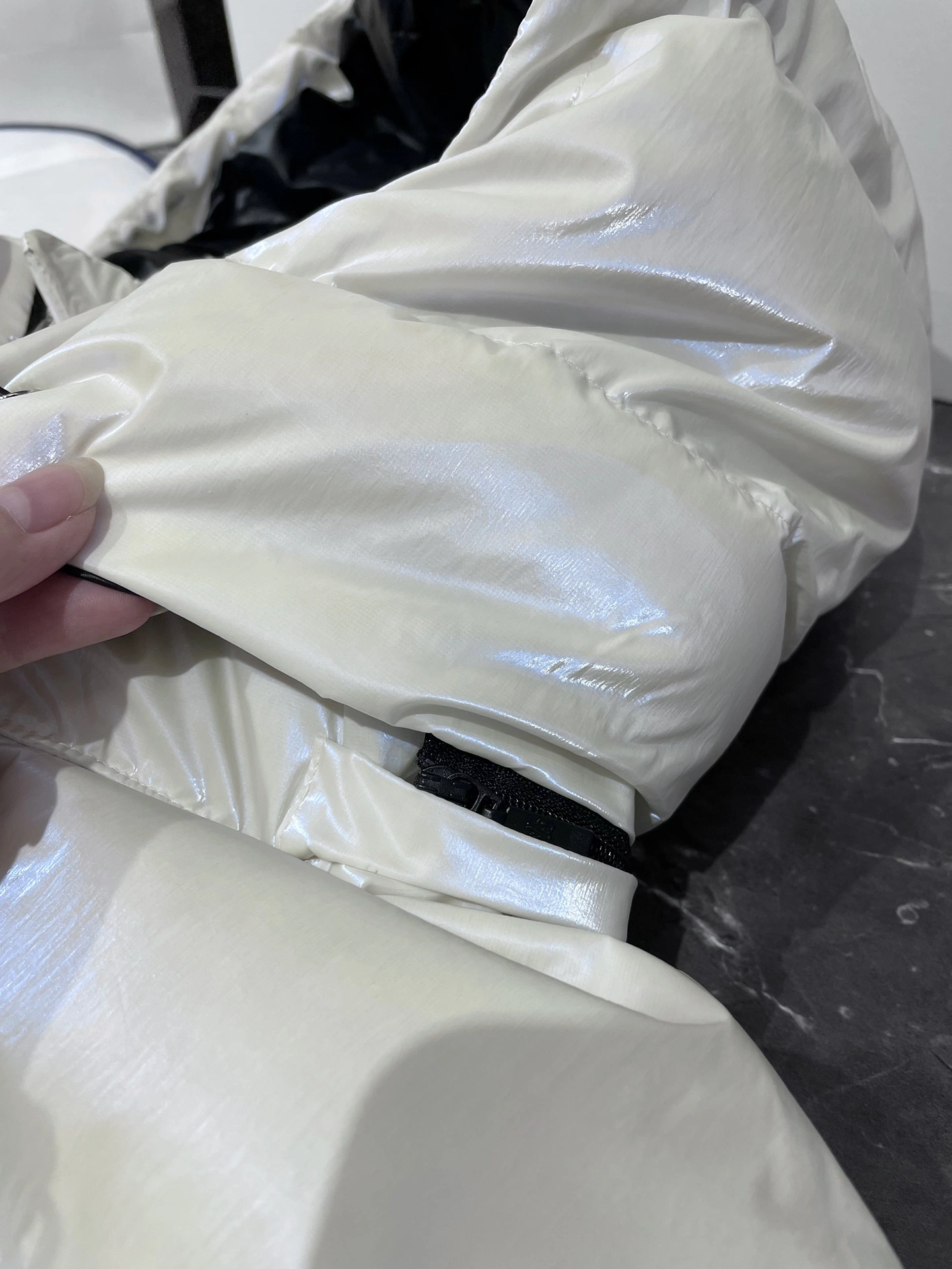 Soft Moncler Down Jackets 145789