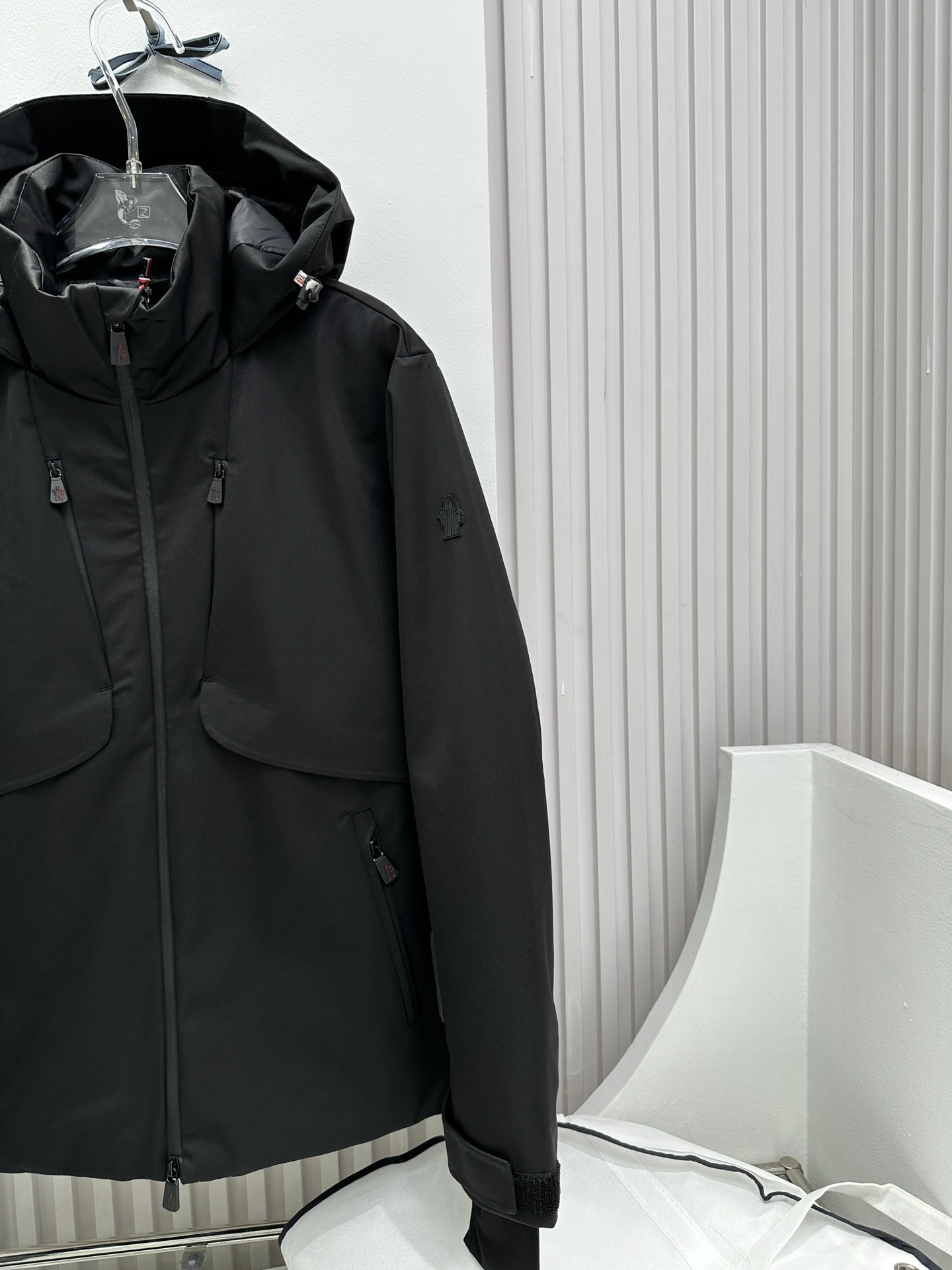 Moncler Down Jackets Sophisticated 145787