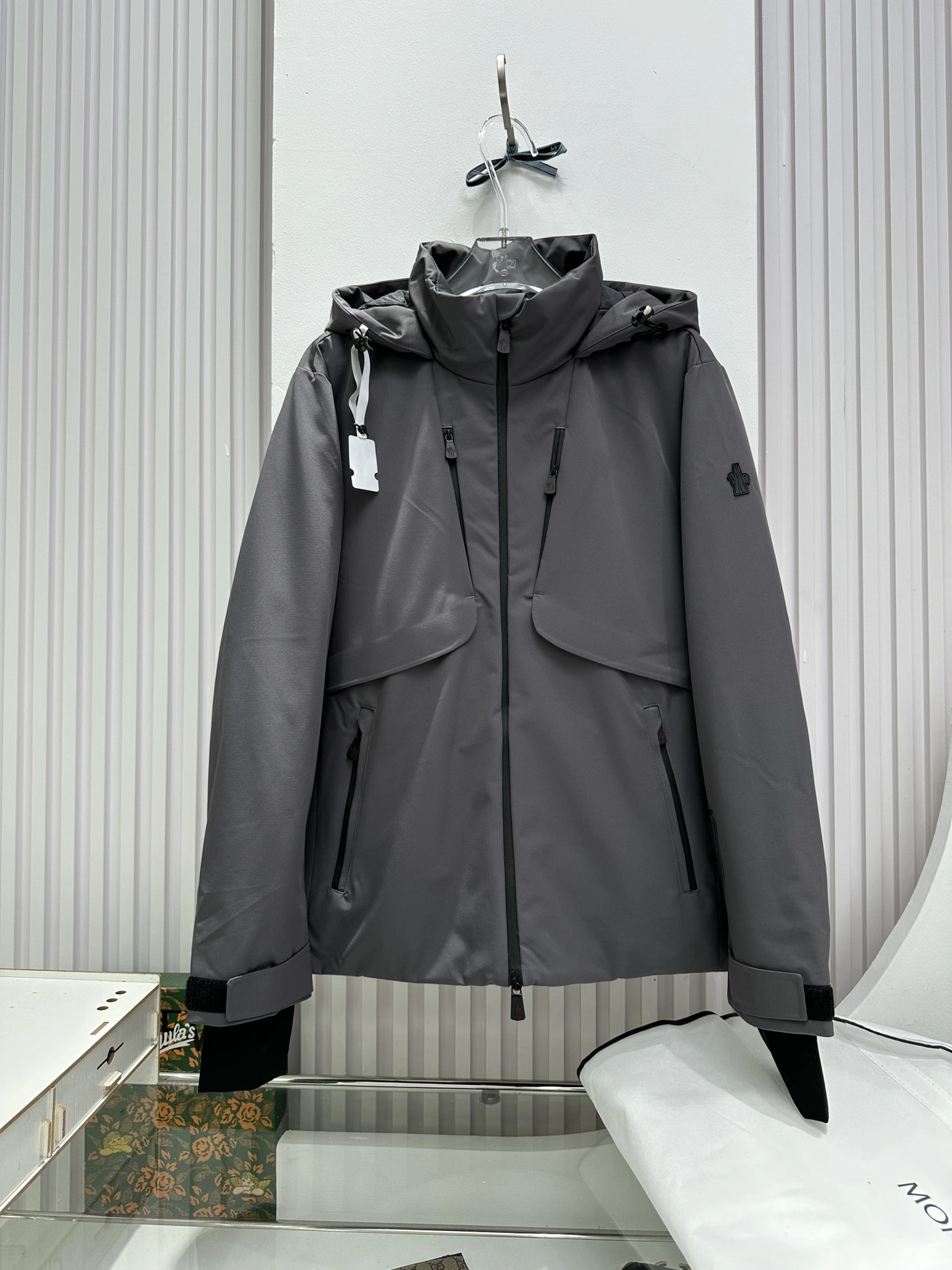 Moncler Down Jackets Neat 145791