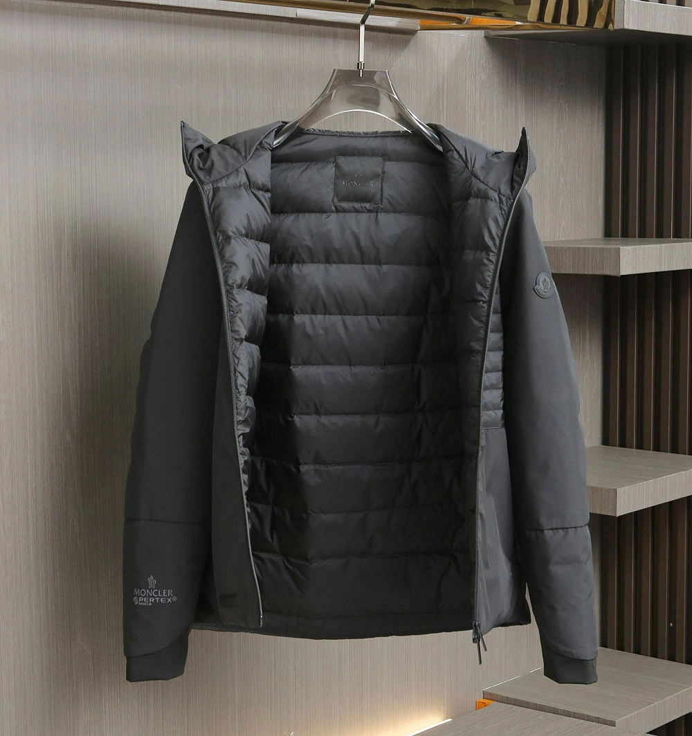 Moncler Down Jackets Comfortable 145783