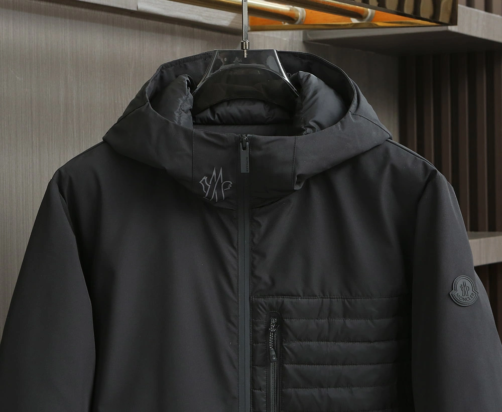 Moncler Down Jackets Comfortable 145783