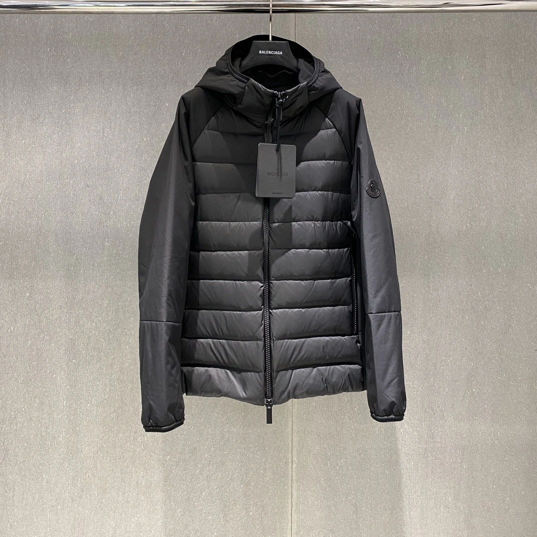 Moncler Down Jackets Stylish 145776
