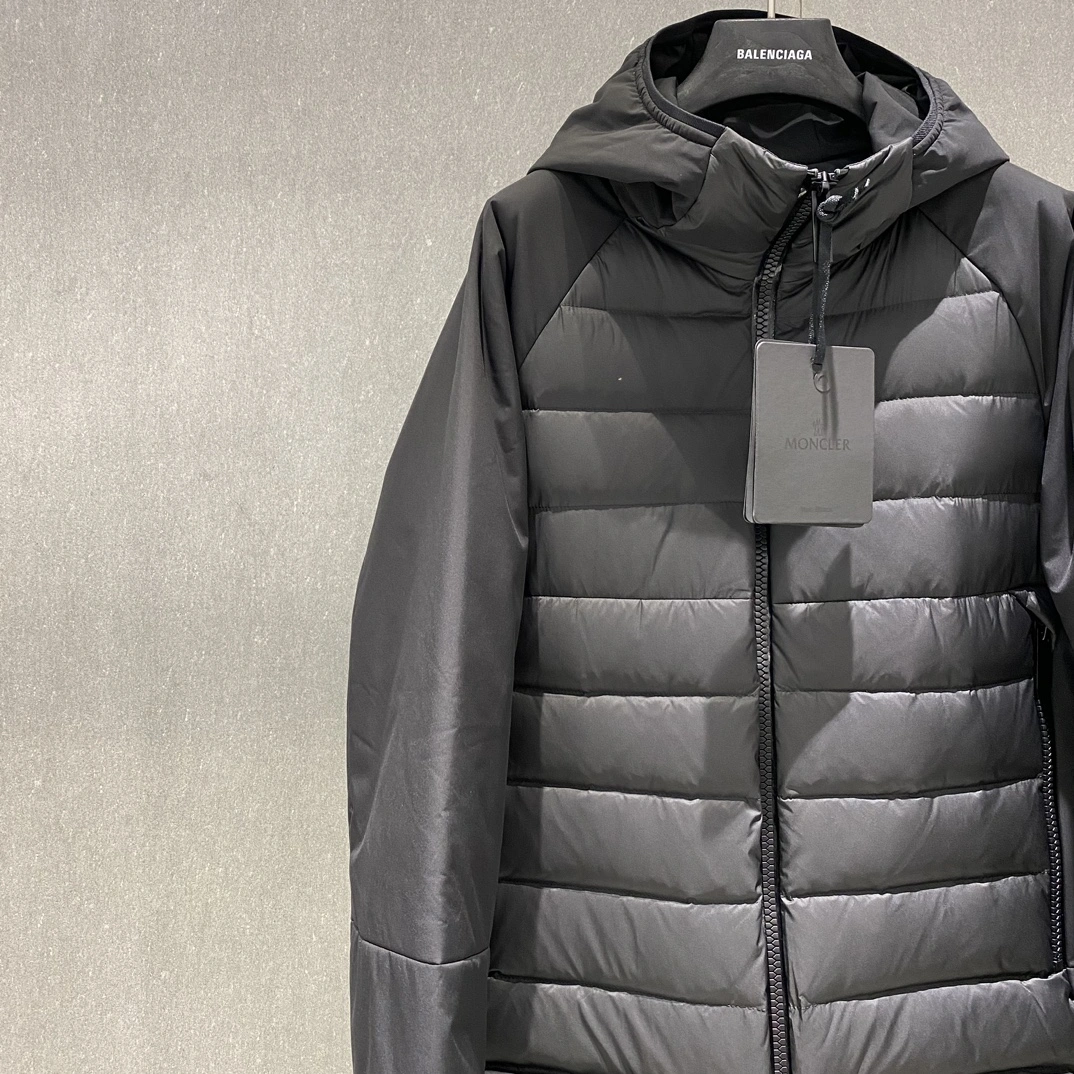 Moncler Down Jackets Stylish 145776