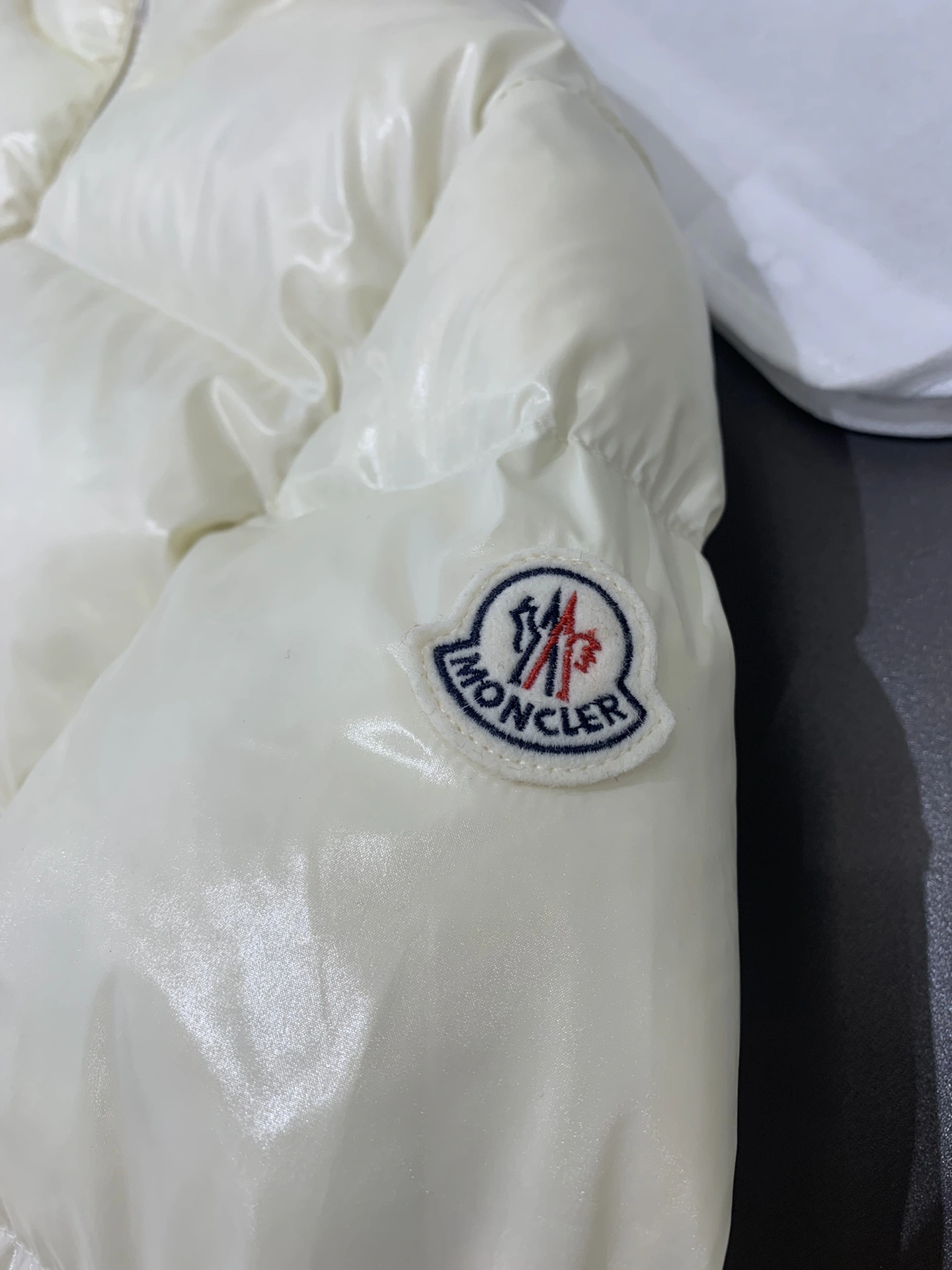 Efficient Moncler Down Jackets 145782