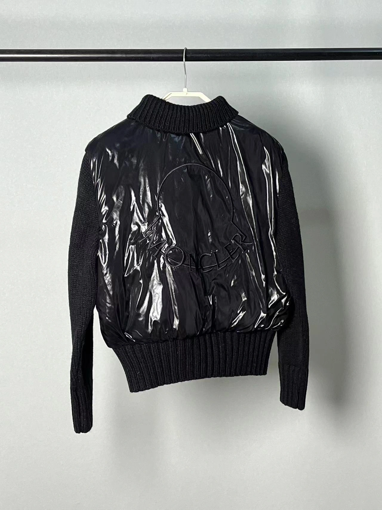 TravelReady Moncler Down Jackets 145808