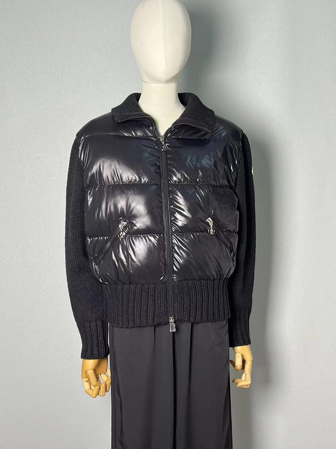 TravelReady Moncler Down Jackets 145808