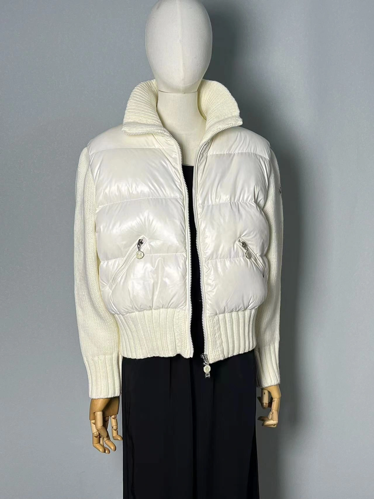 Breathable Moncler Down Jackets 145777