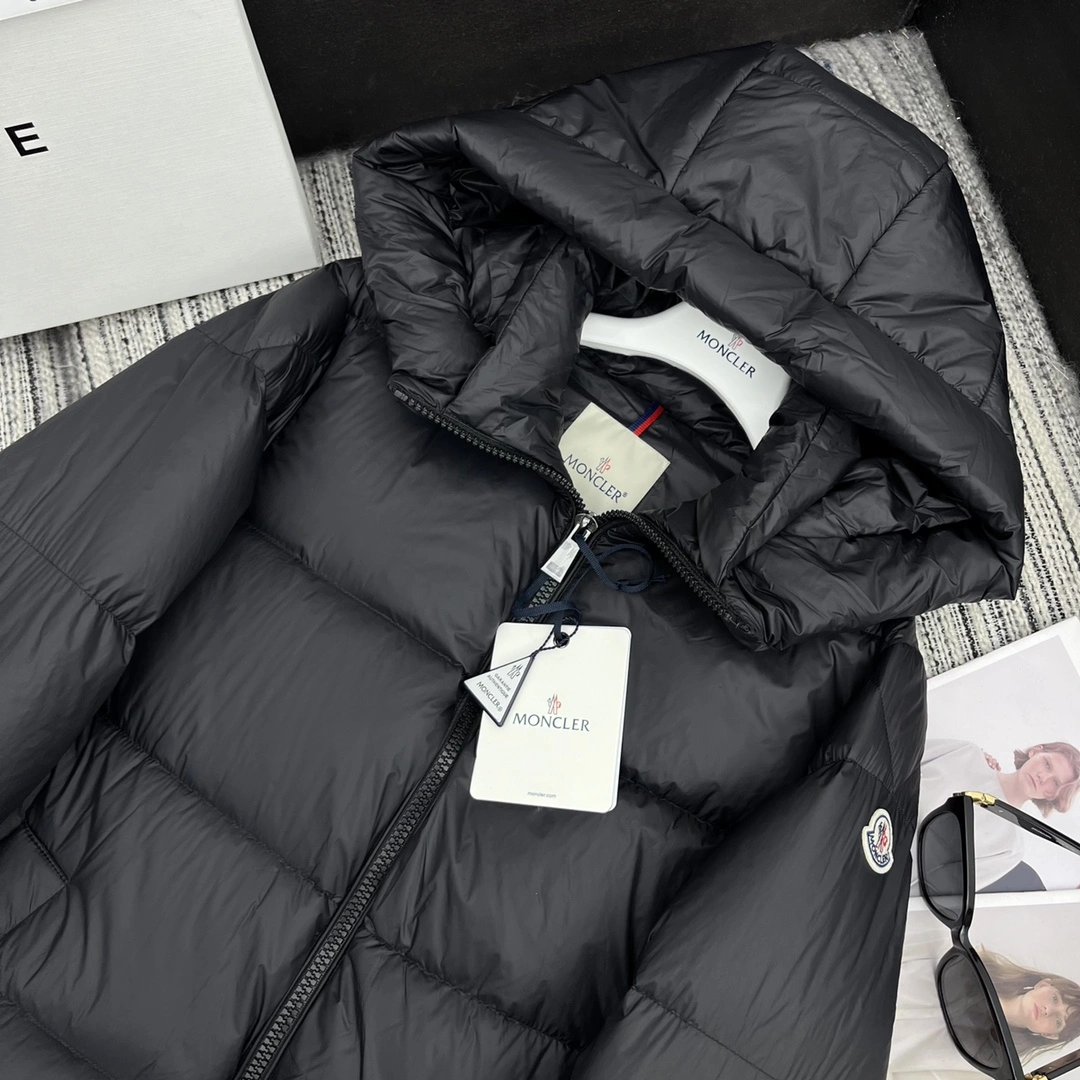 Moncler Down Jackets DailyWear 145769