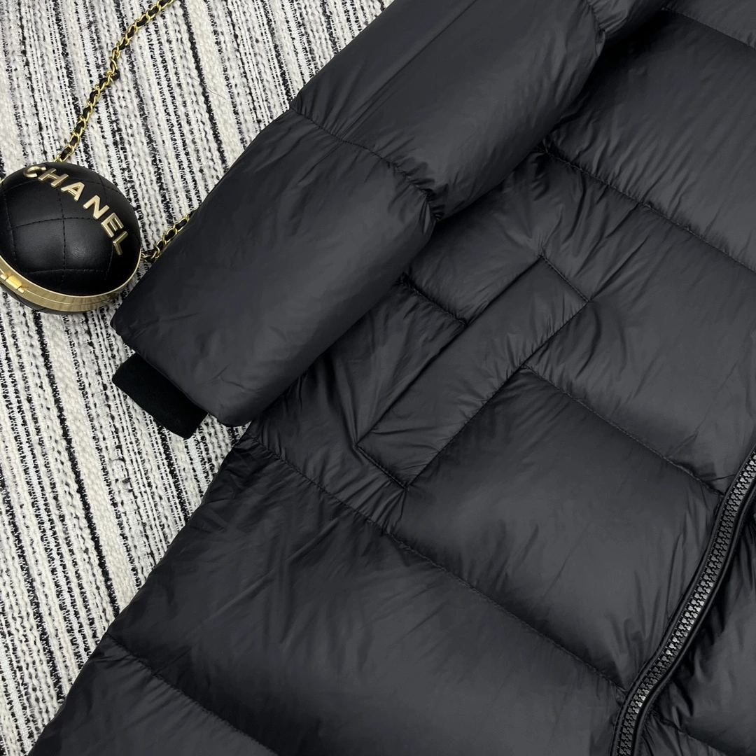 Moncler Down Jackets DailyWear 145769