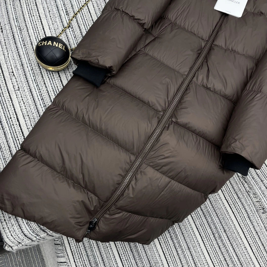 Moncler Down Jackets WeatherProof 145770