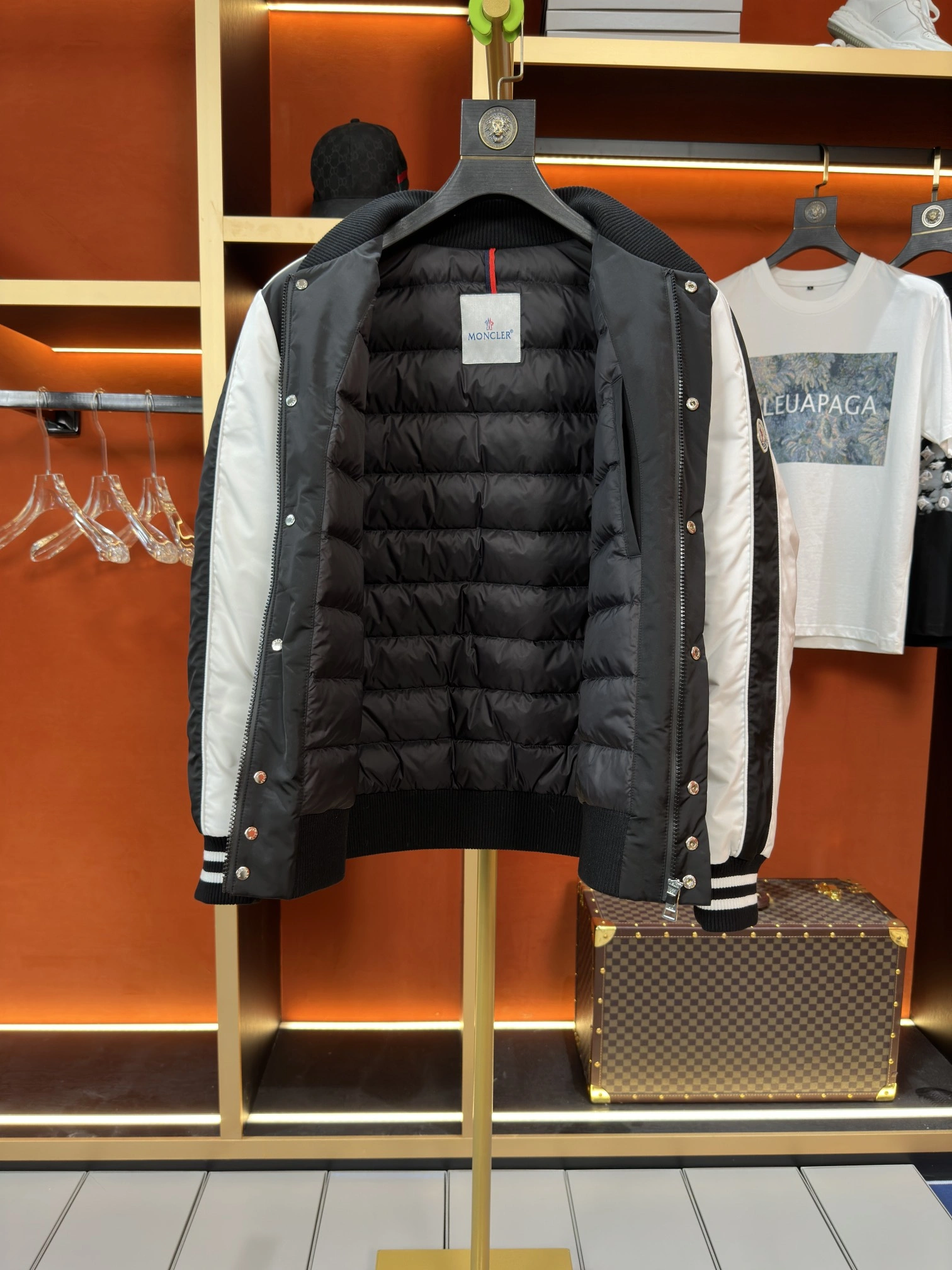 Moncler Down Jackets SportInspired 145766