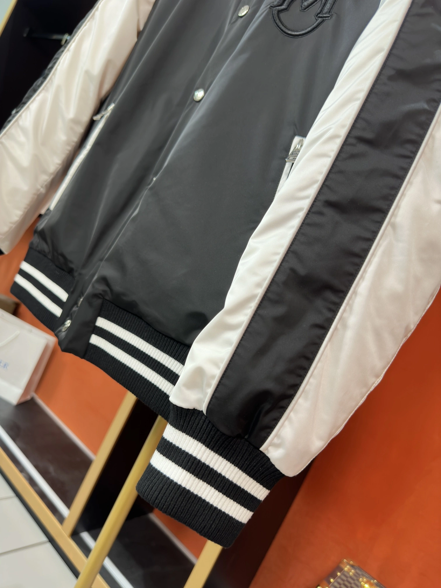 Moncler Down Jackets SportInspired 145766