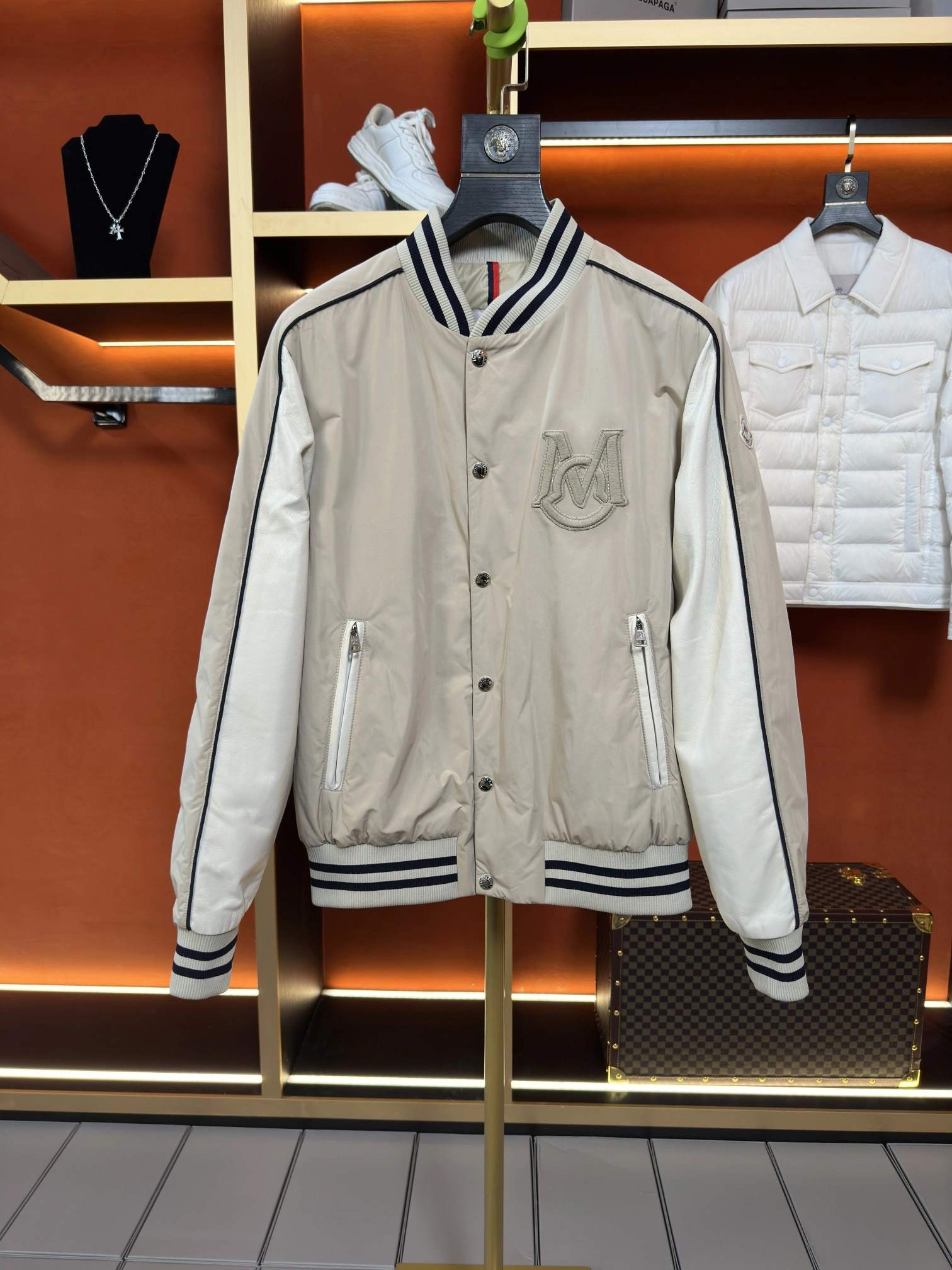 Affordable Moncler Down Jackets 145764