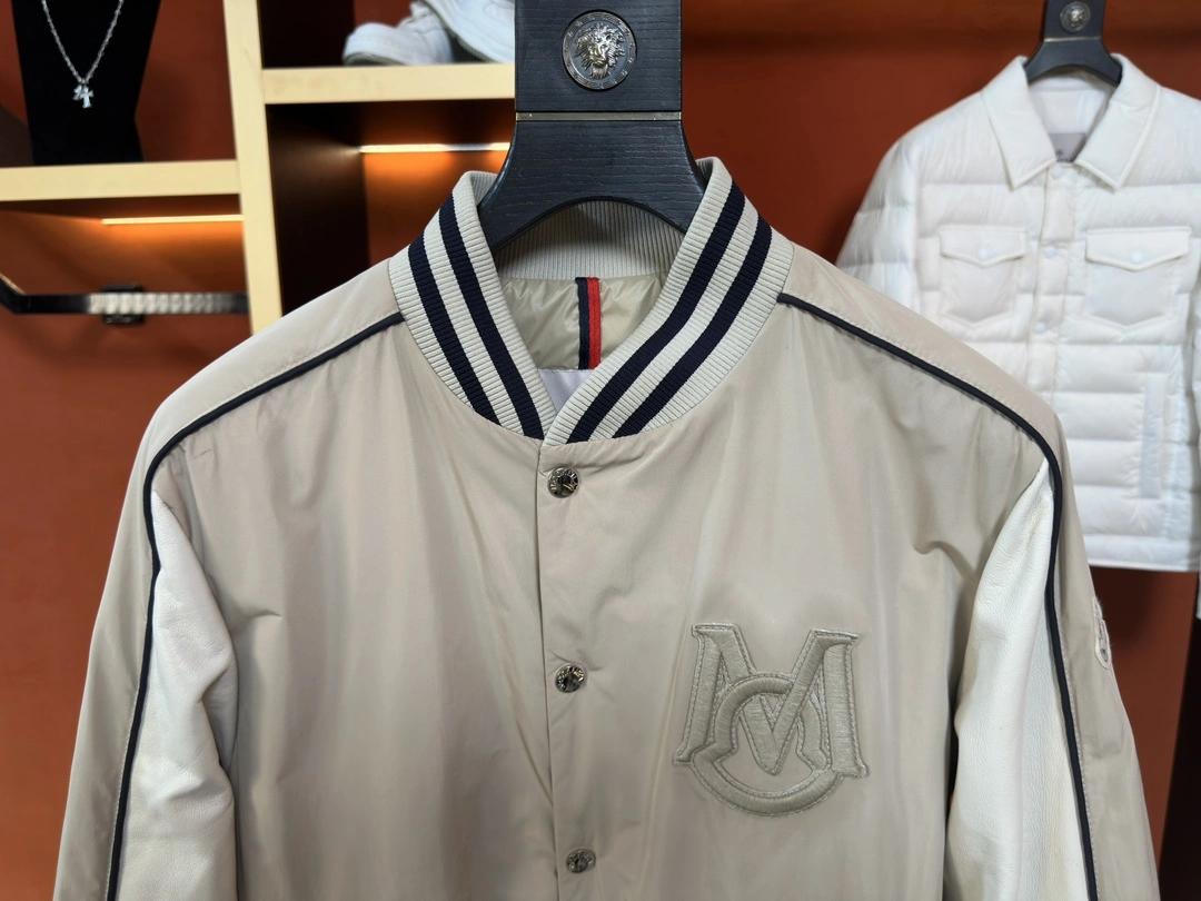 Affordable Moncler Down Jackets 145764