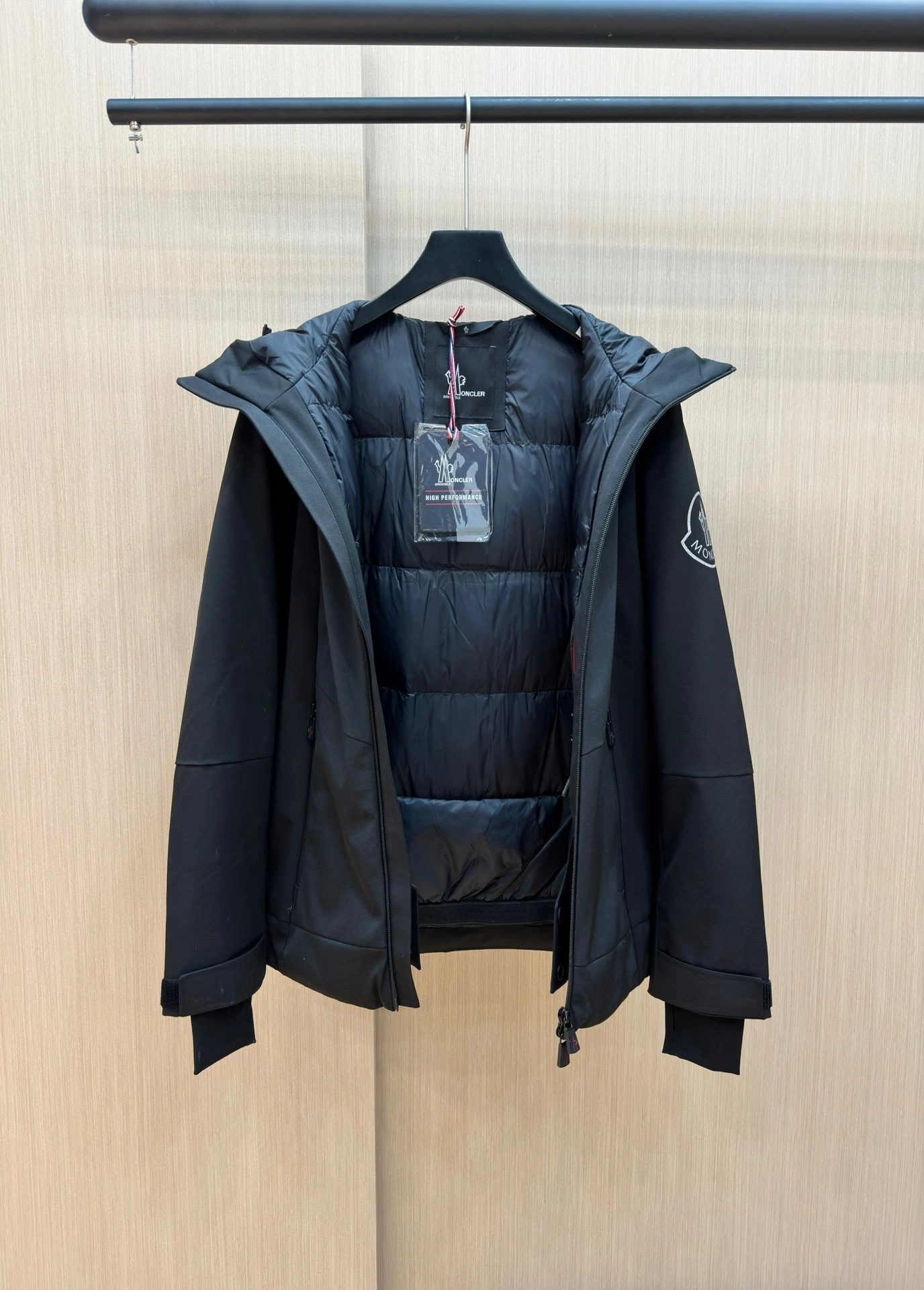 Lightweight Moncler Down Jackets 145756