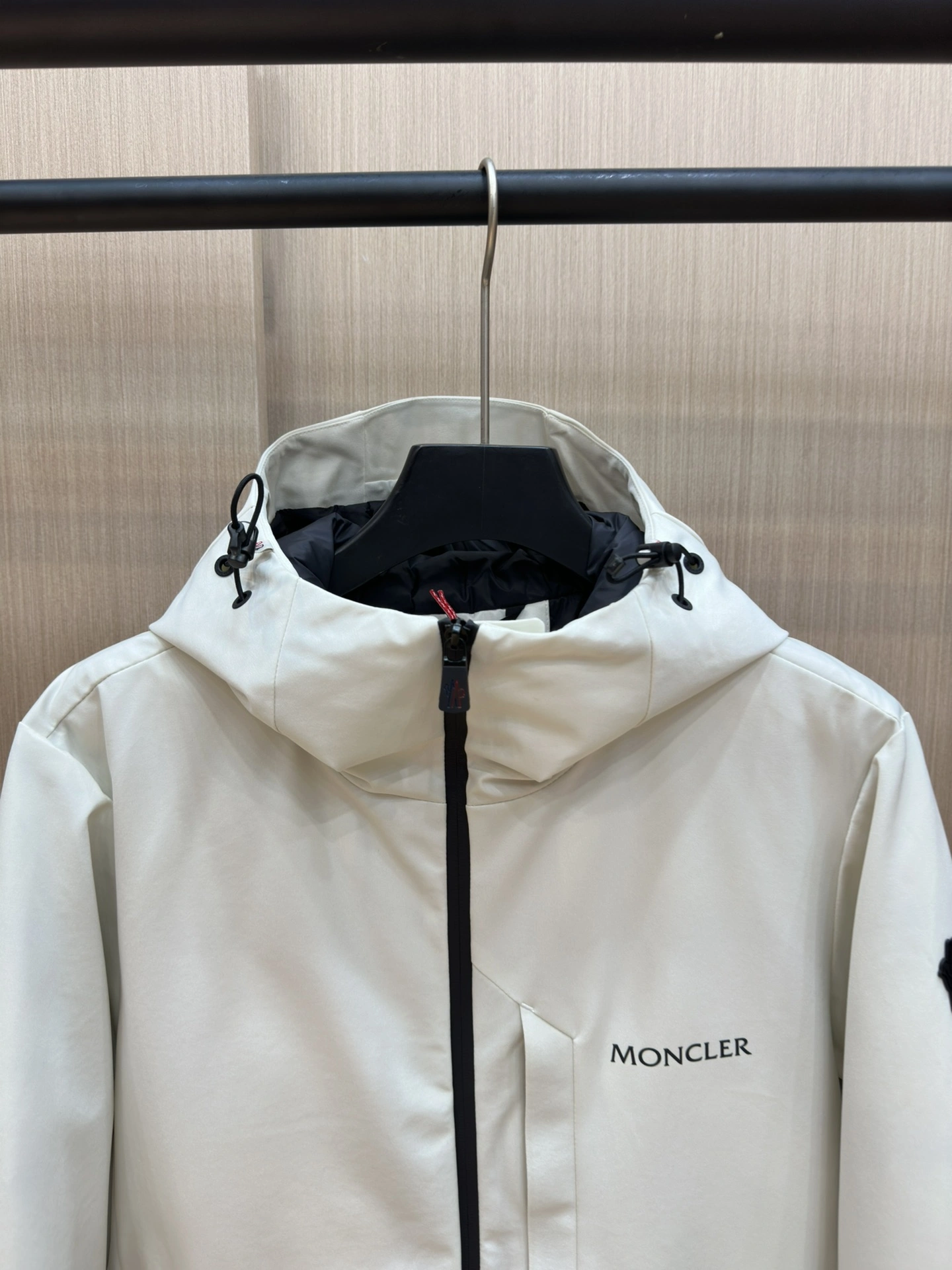 EasyMatch Moncler Down Jackets 145750