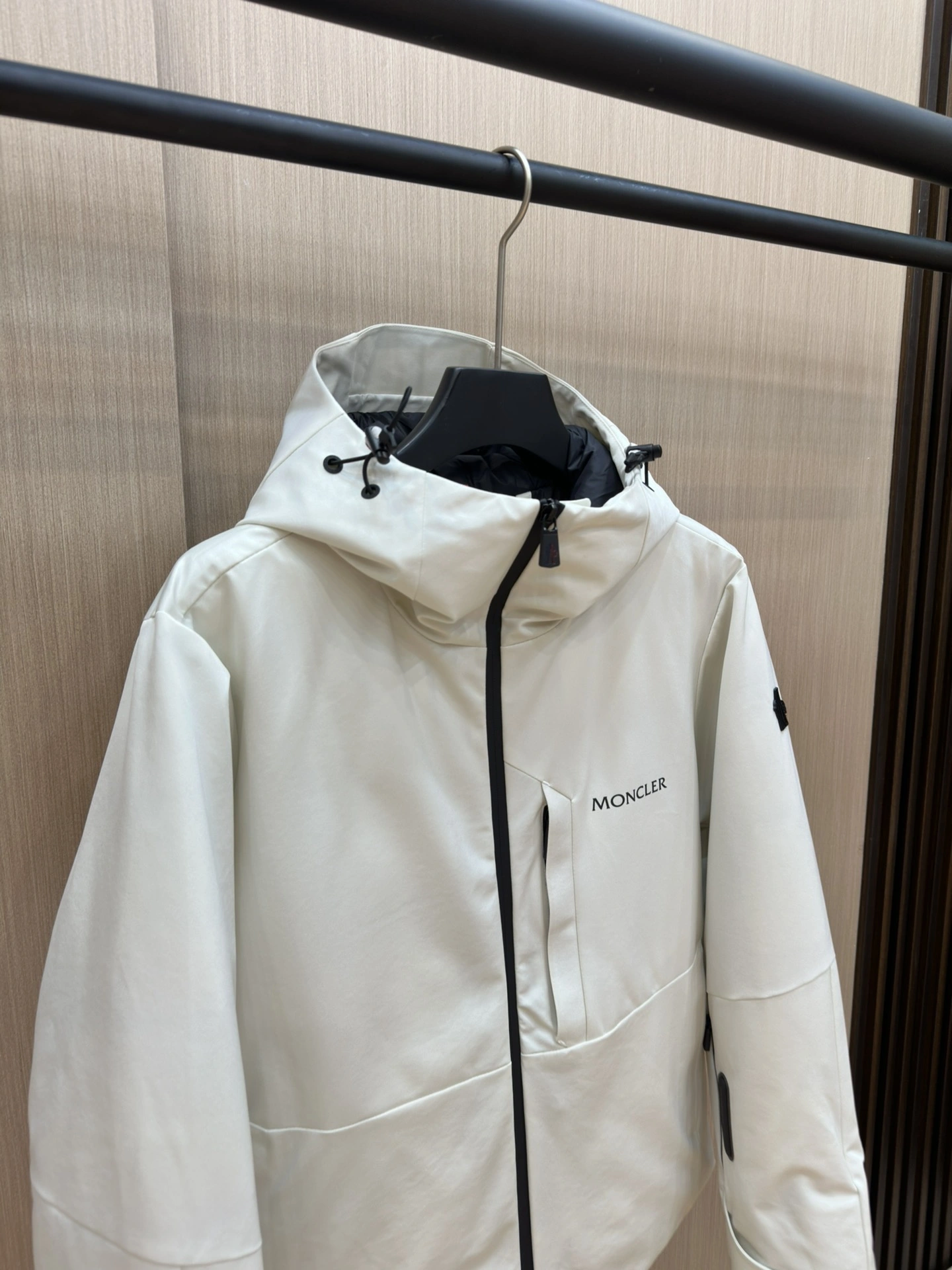 EasyMatch Moncler Down Jackets 145750