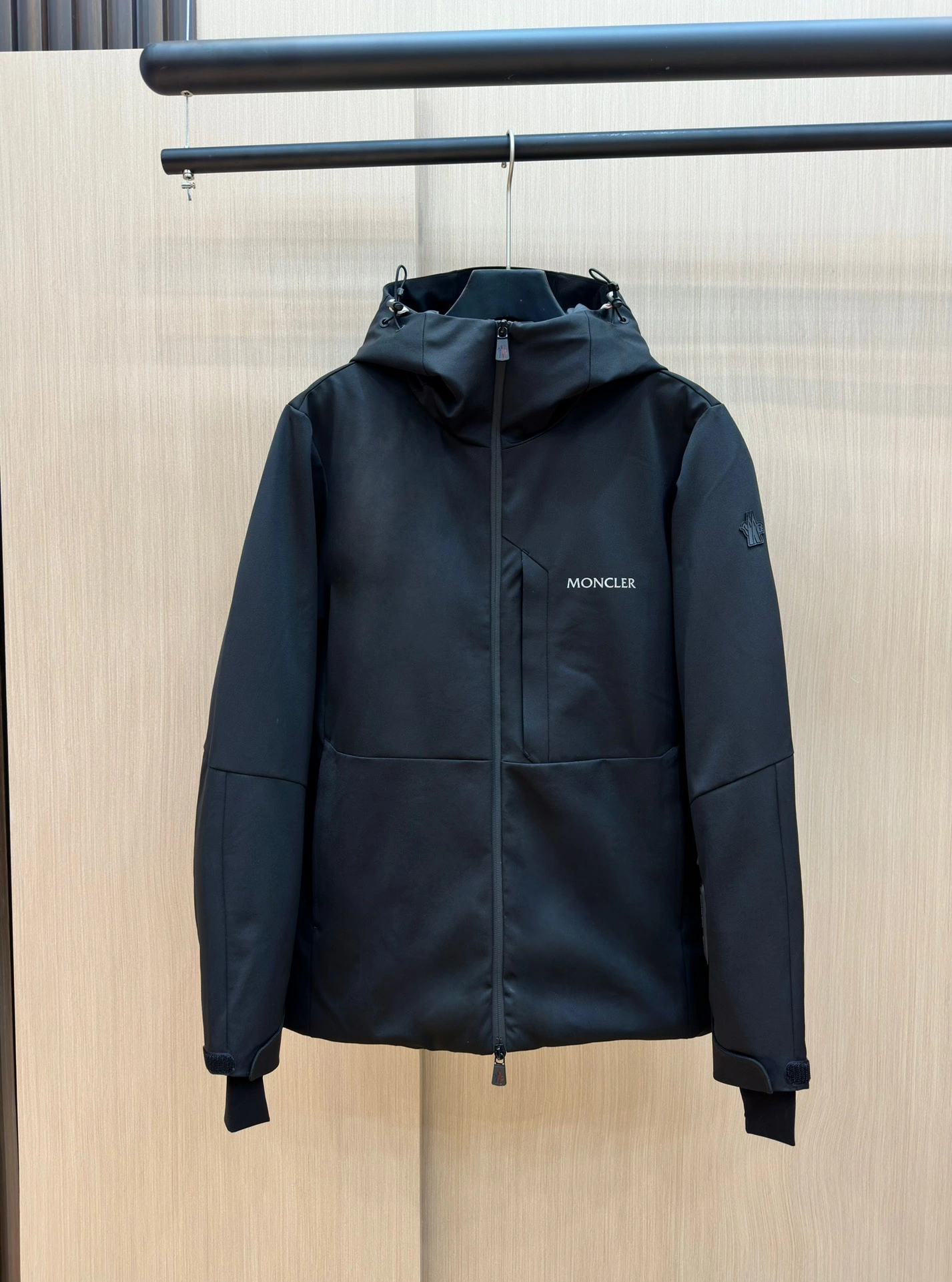 FashionForward Moncler Down Jackets 145760