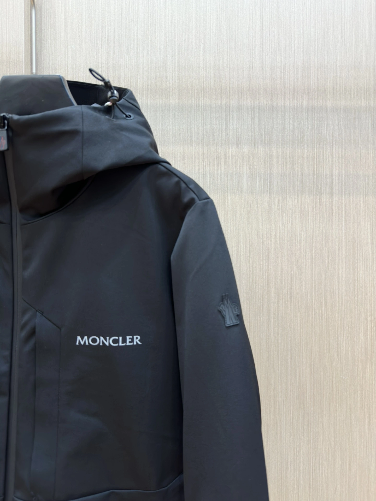 FashionForward Moncler Down Jackets 145760