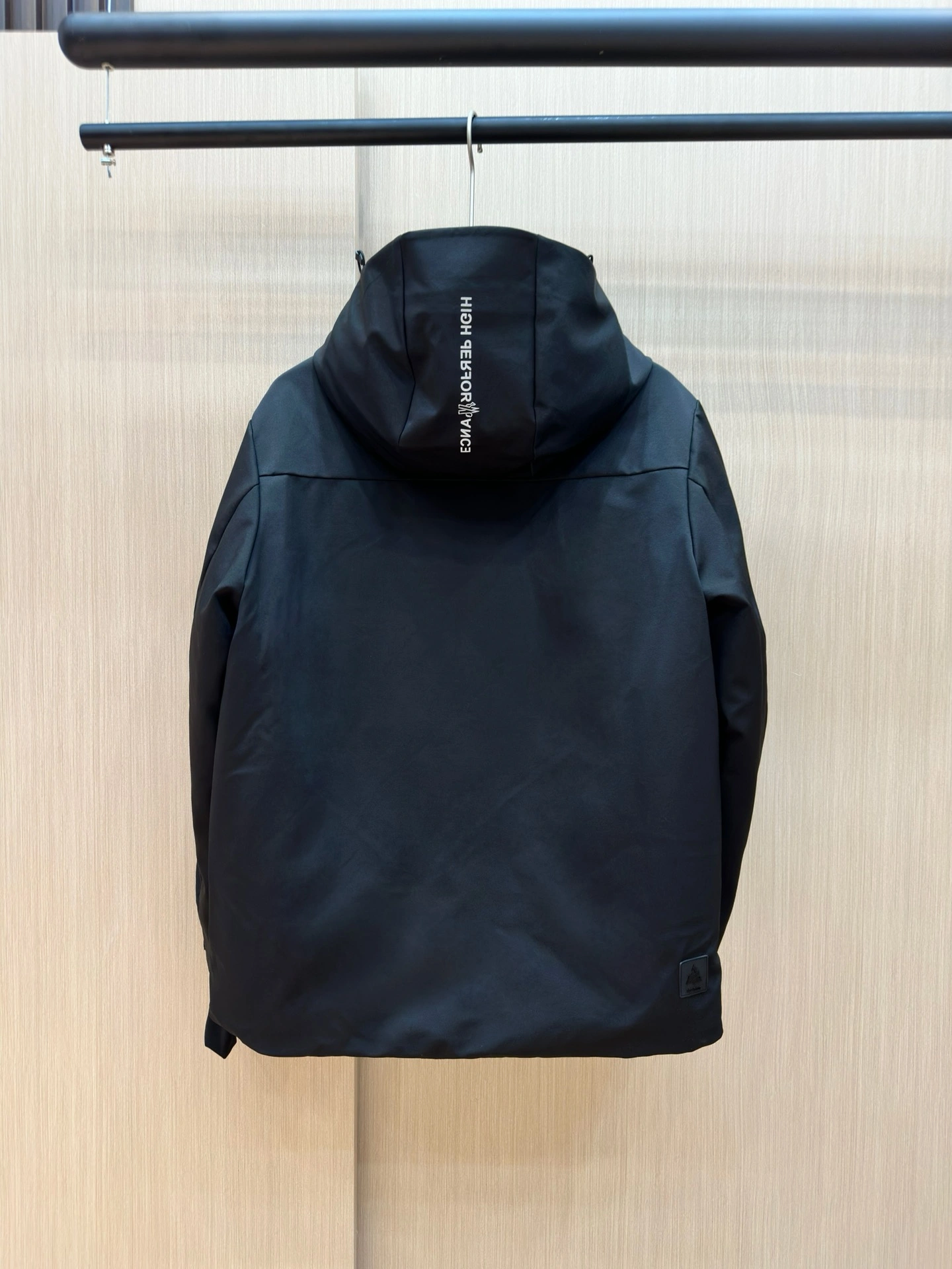 FashionForward Moncler Down Jackets 145760