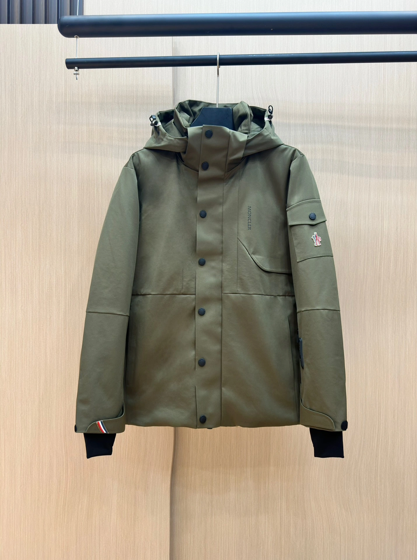 Moncler Down Jackets EasyCare 145759