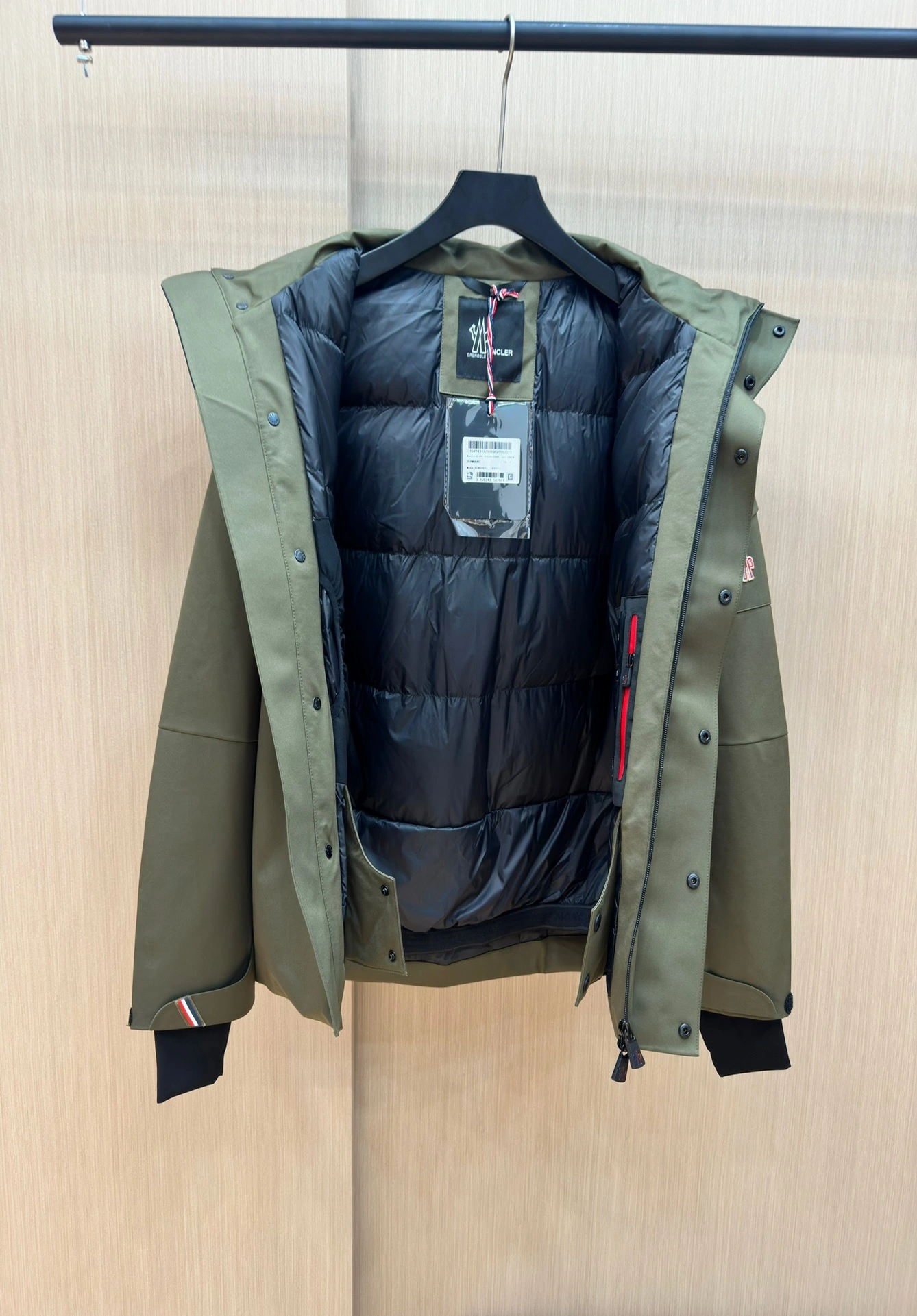 Moncler Down Jackets EasyCare 145759
