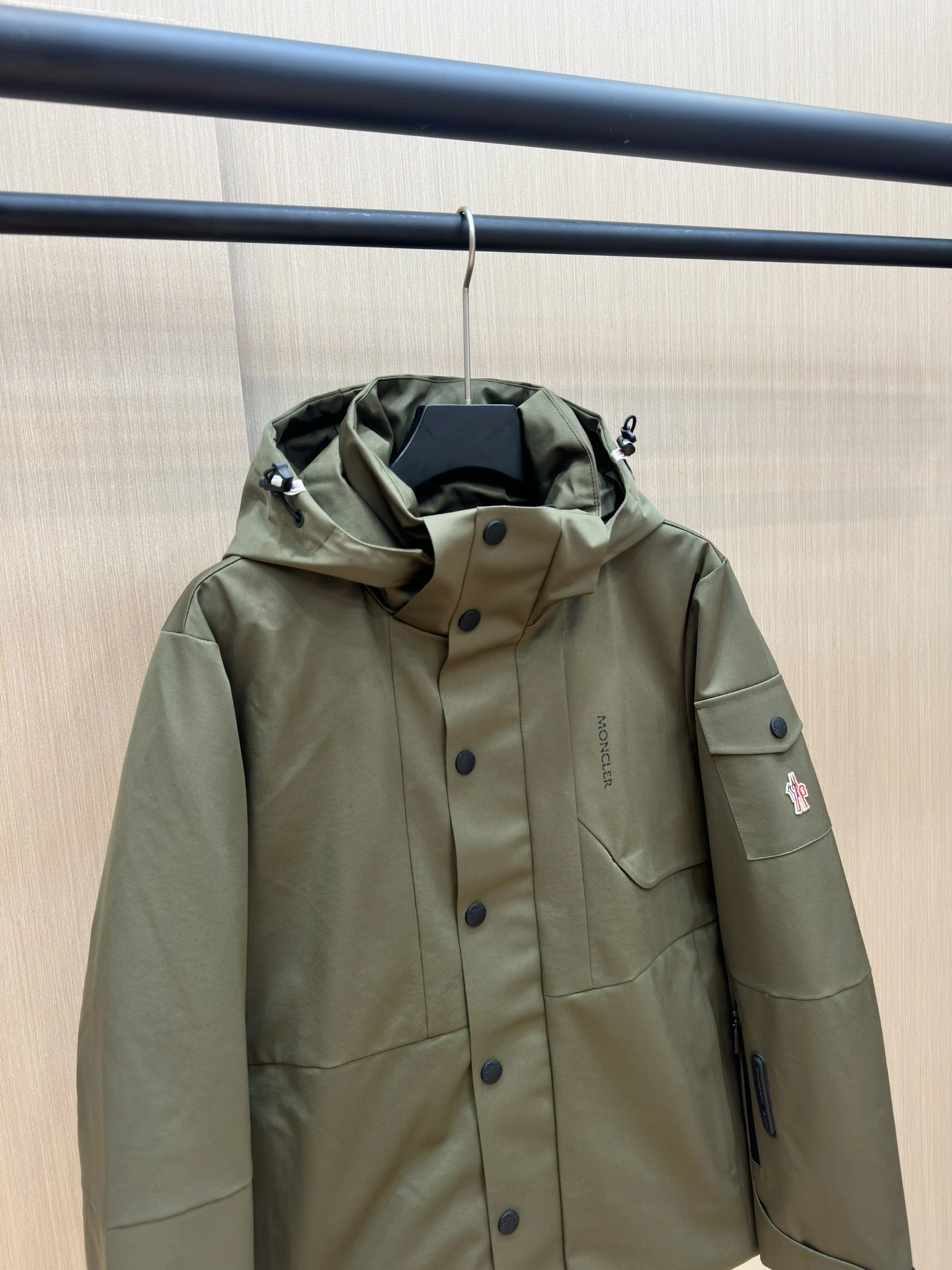 Moncler Down Jackets EasyCare 145759