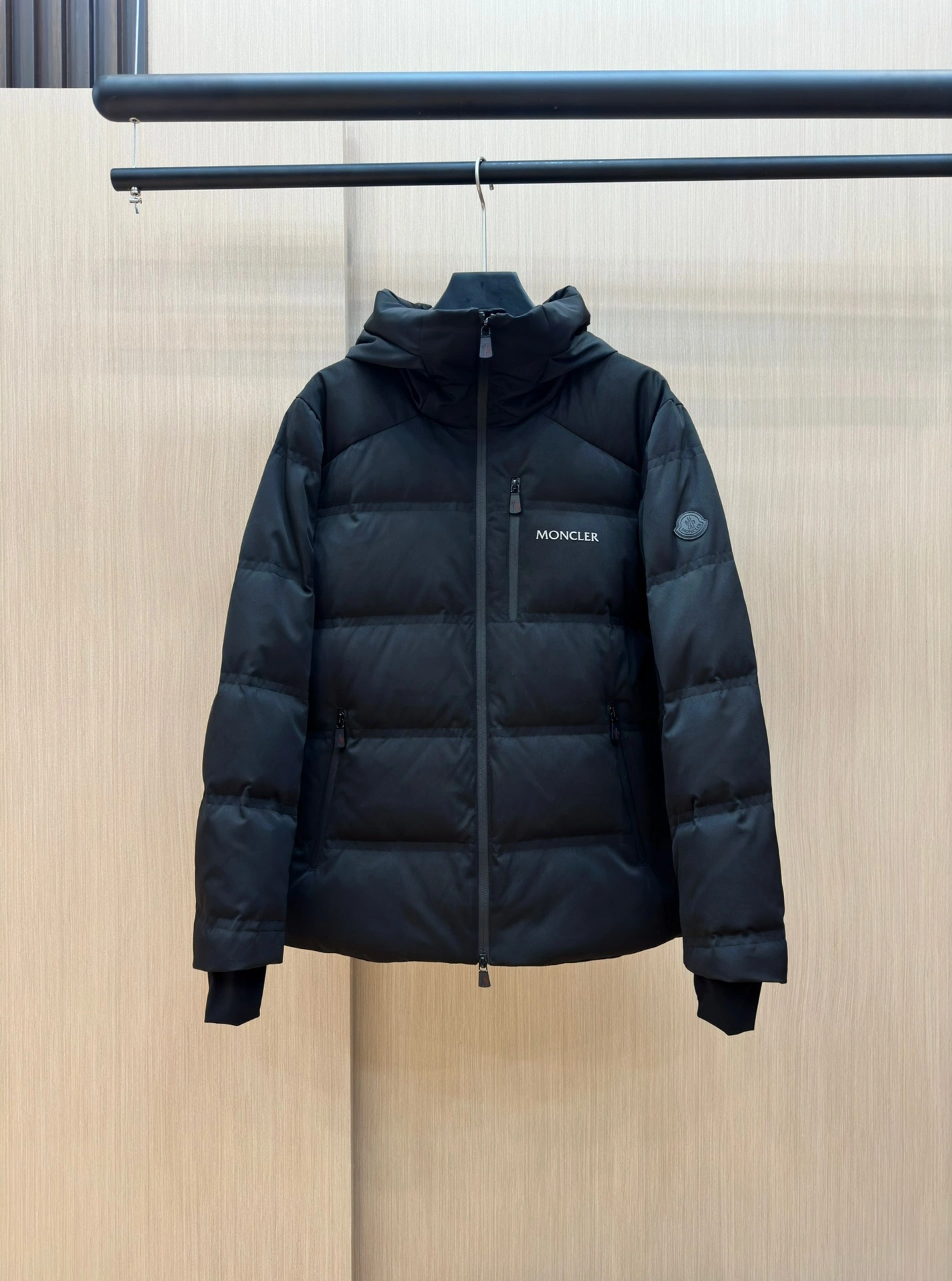 WellDesigned Moncler Down Jackets 145745