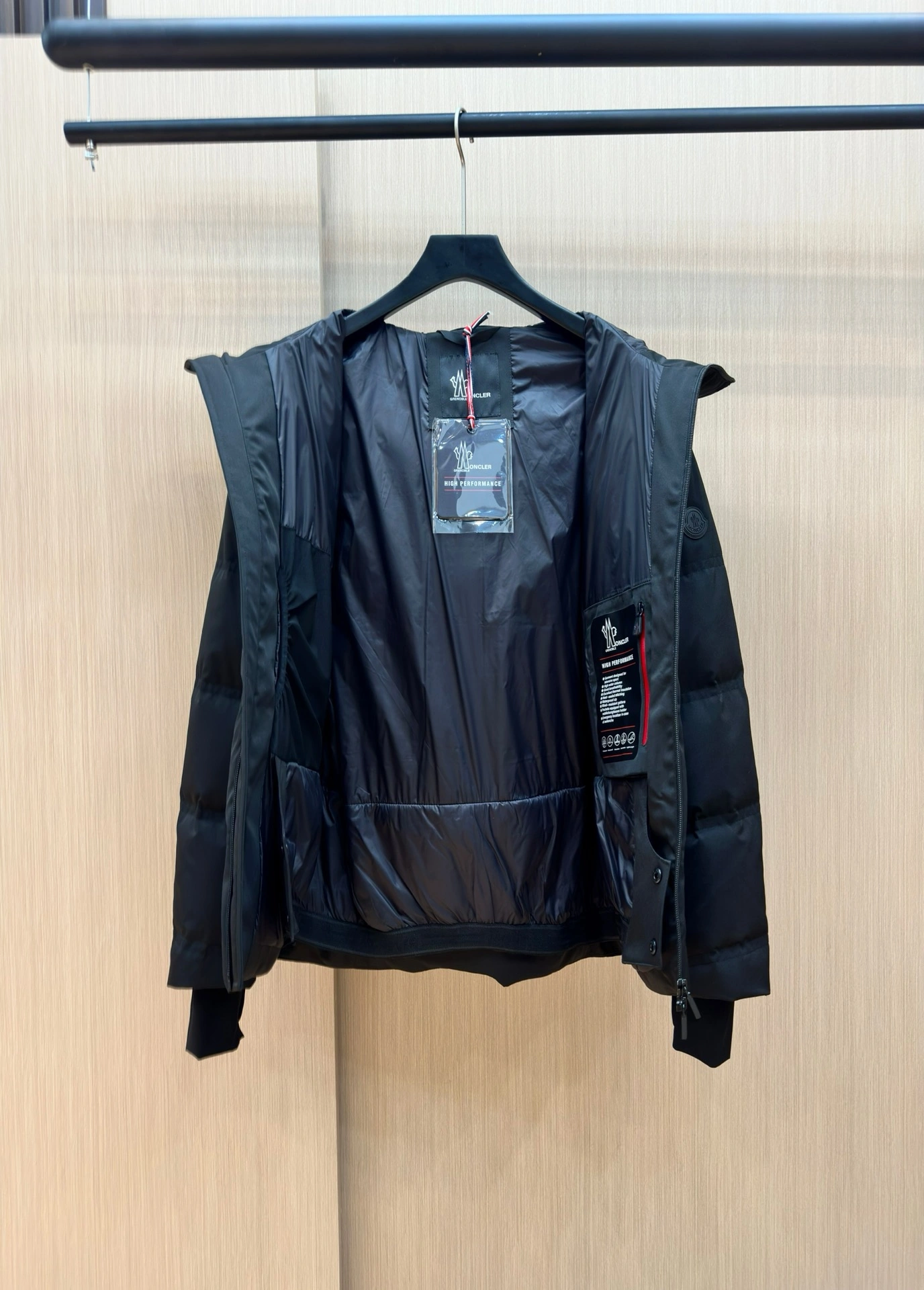 WellDesigned Moncler Down Jackets 145745