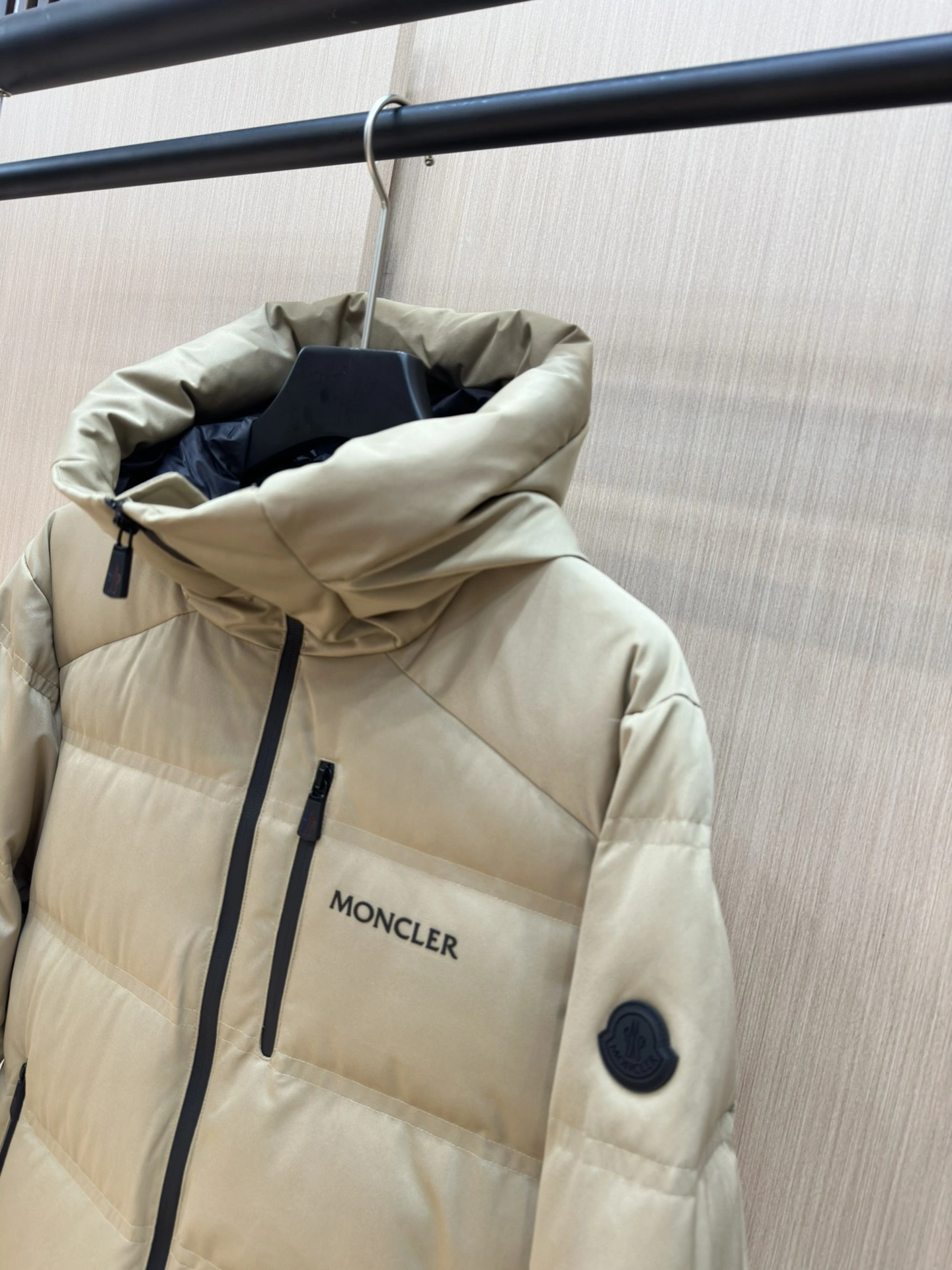 Moncler Down Jackets Flexible 145757