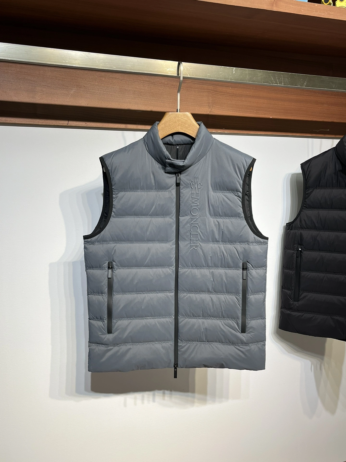 Attractive Moncler Down Jackets 145754