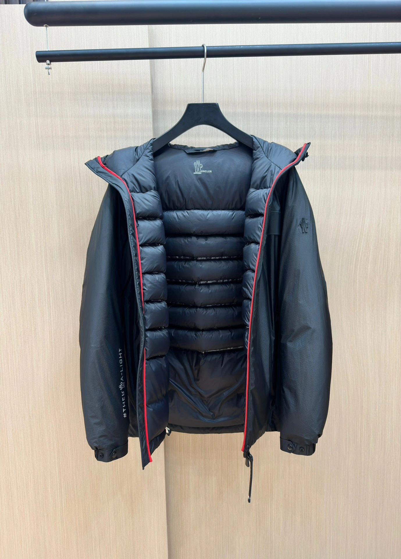 Premium Moncler Down Jackets 145742