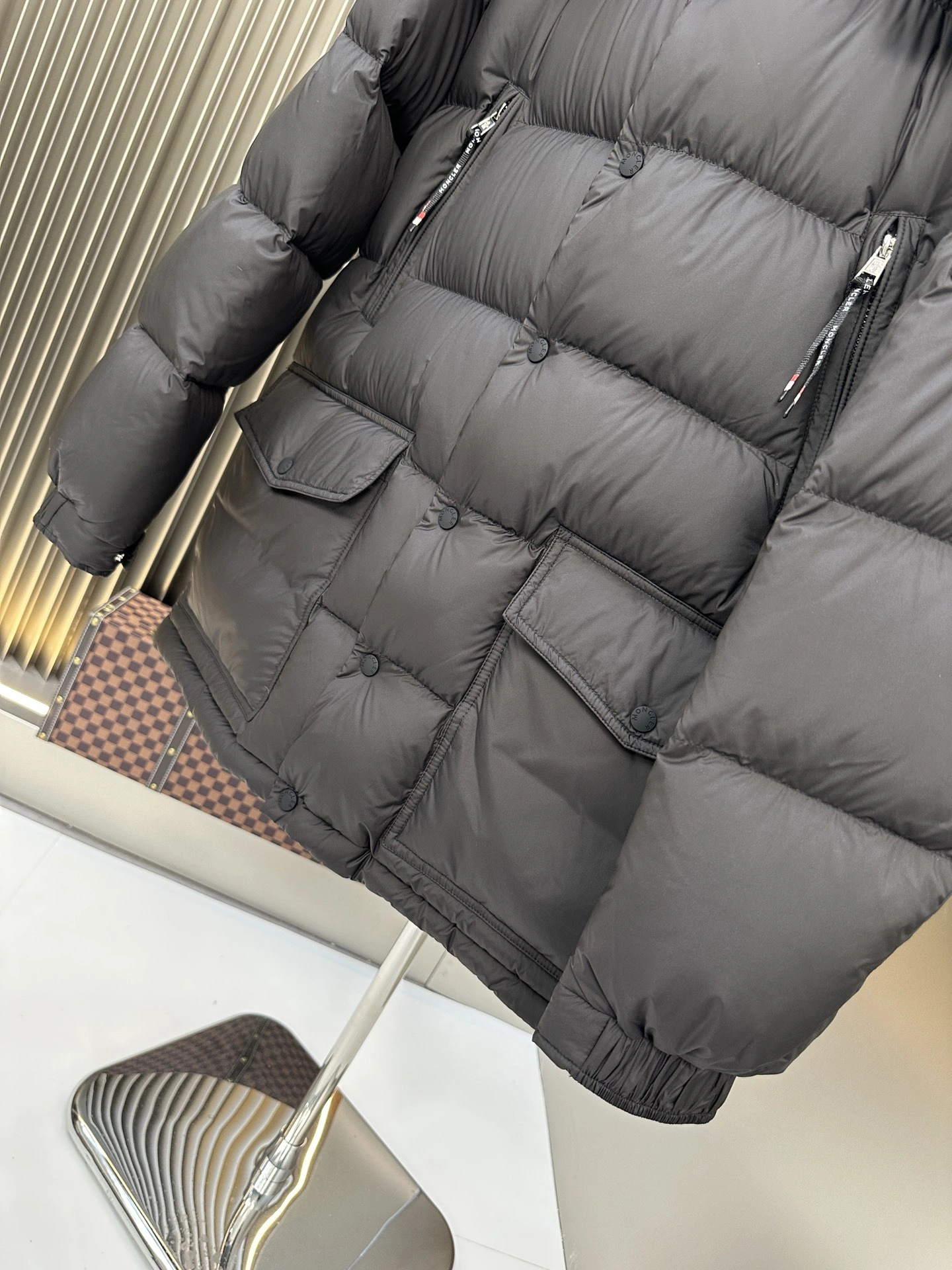 Moncler Down Jackets Durable 145741