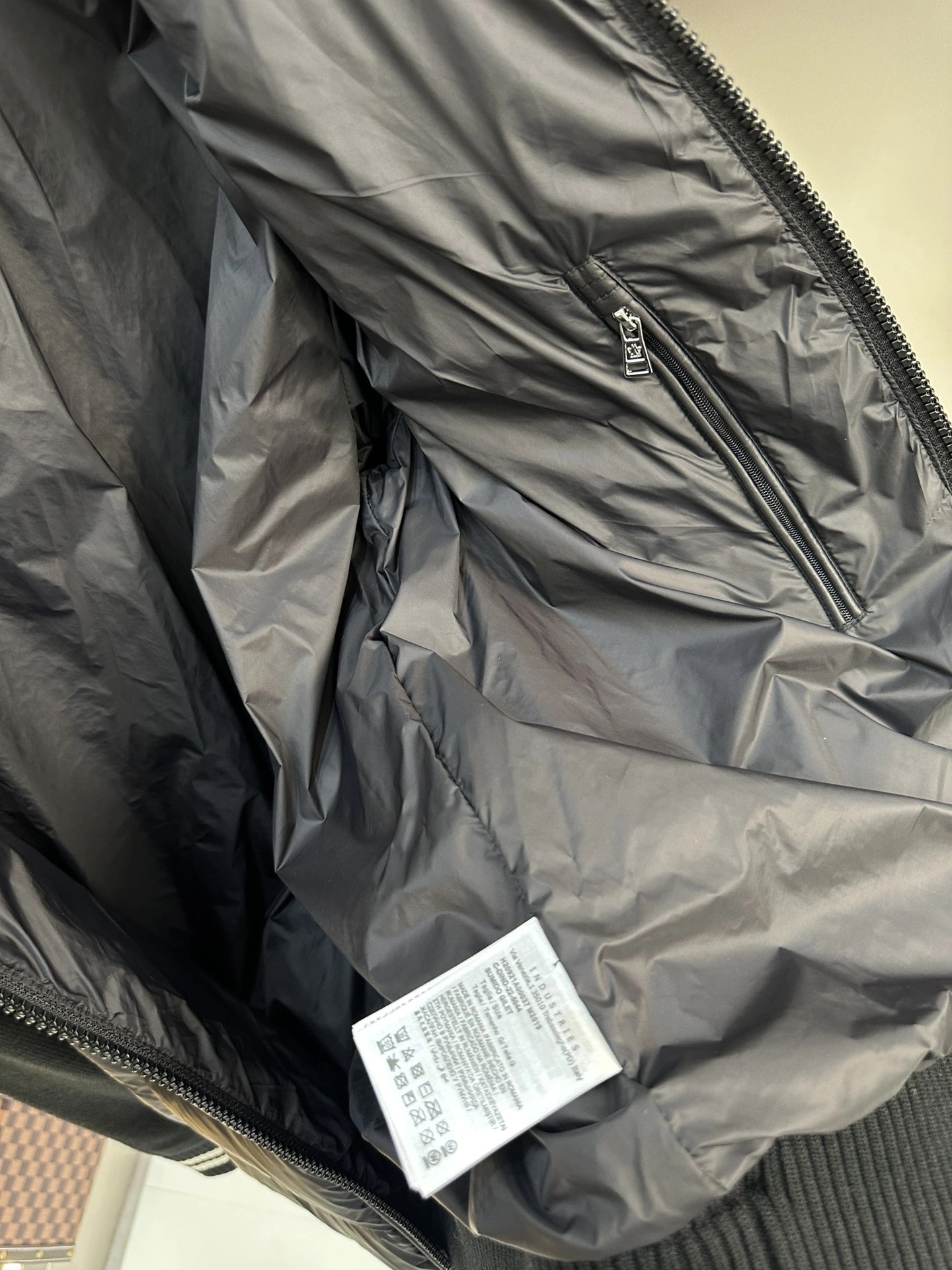 Functional Moncler Down Jackets 145740