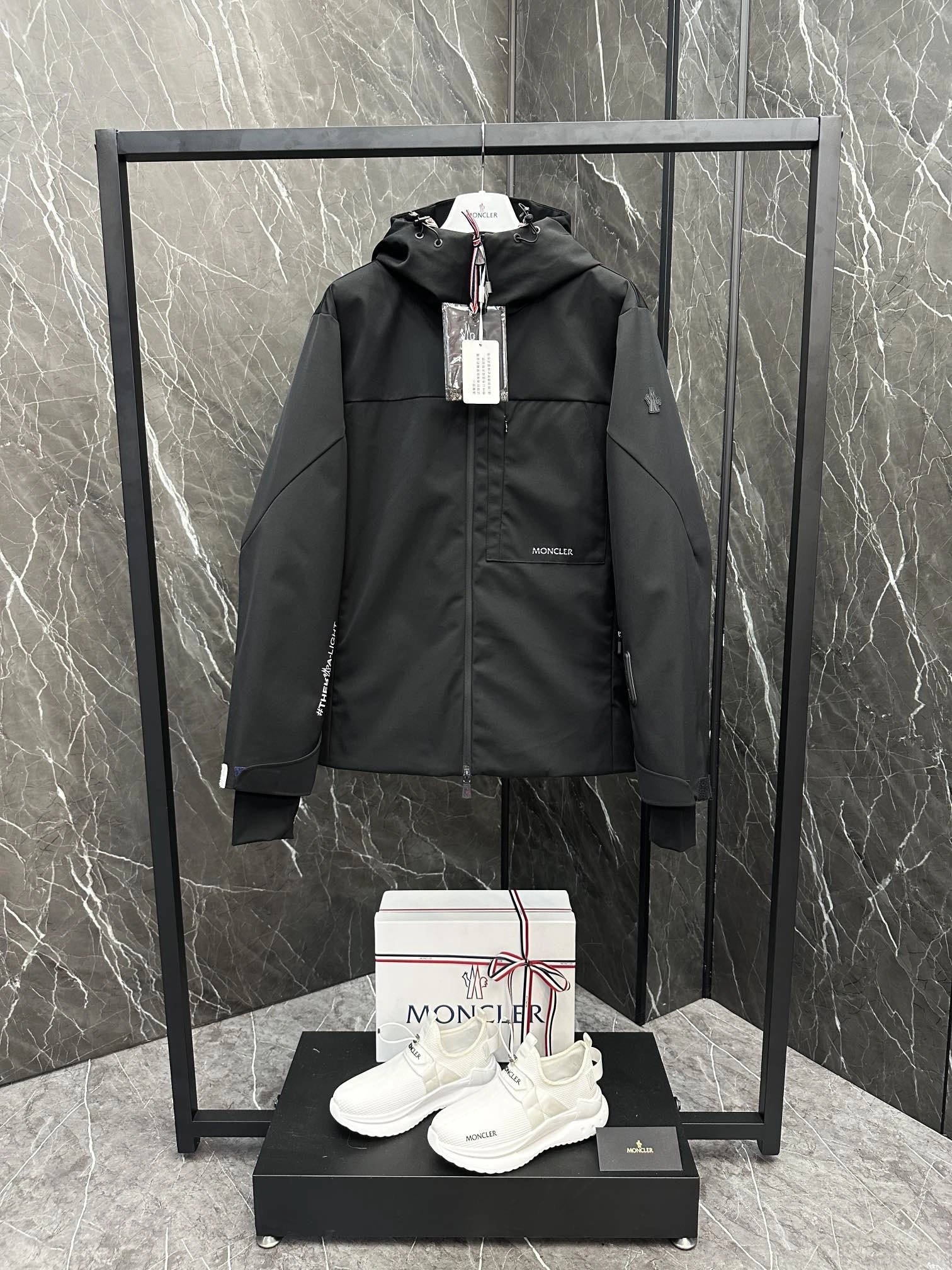 Moncler Down Jackets Cozy 145735