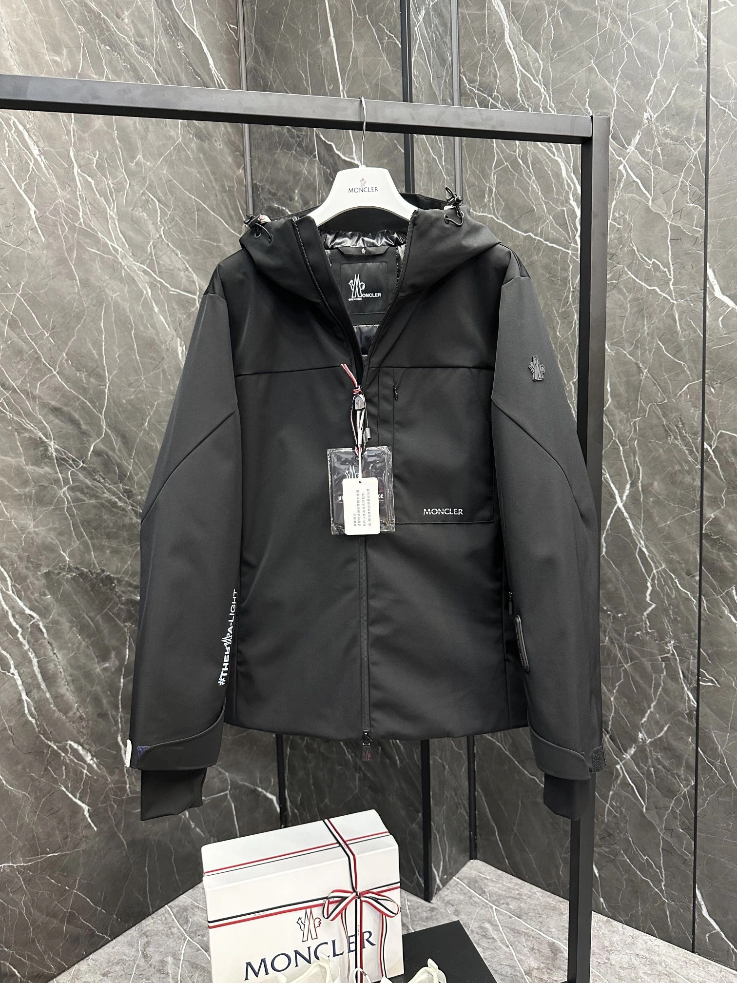 Moncler Down Jackets Cozy 145735