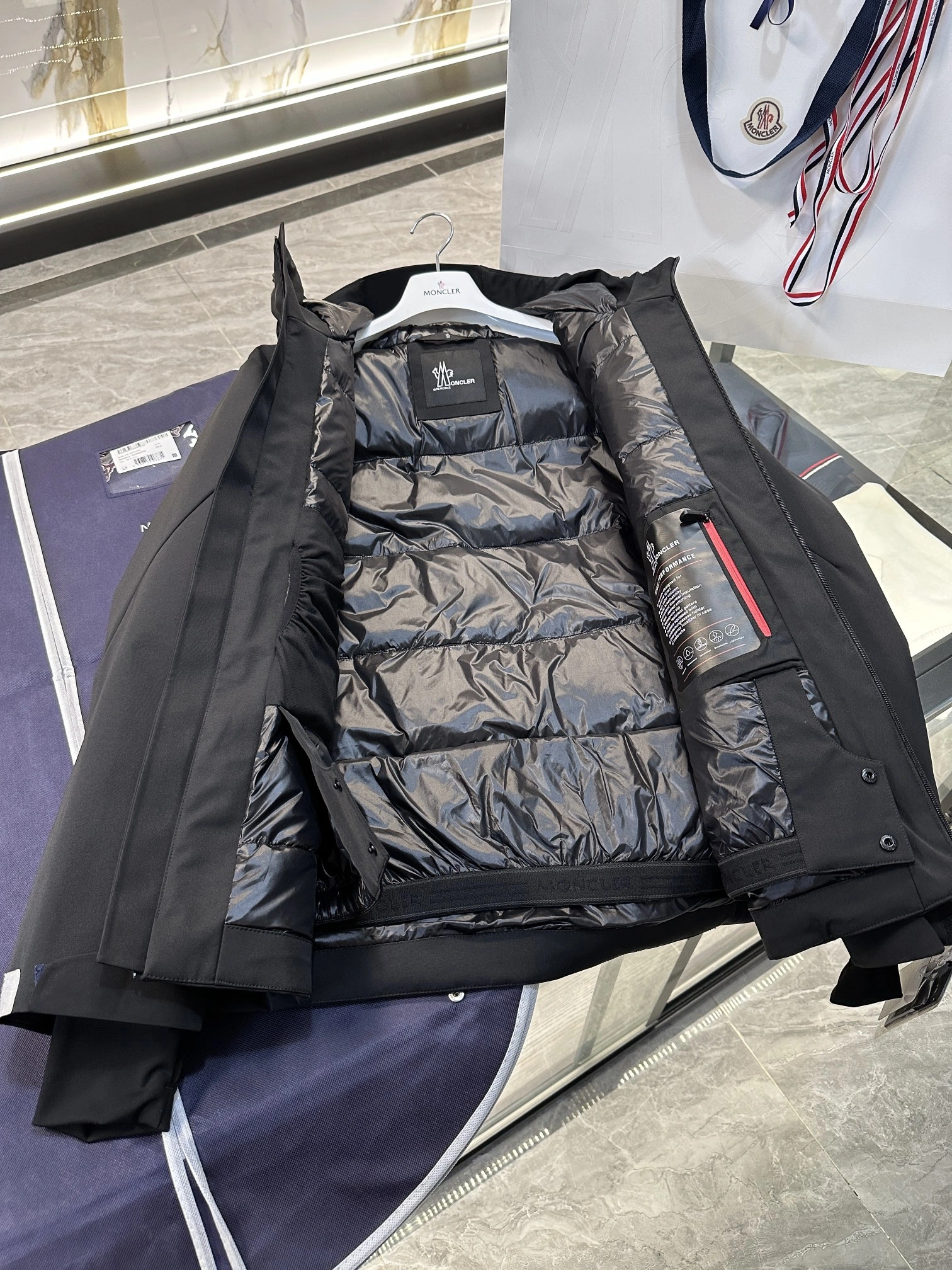 Classic Moncler Down Jackets 145728