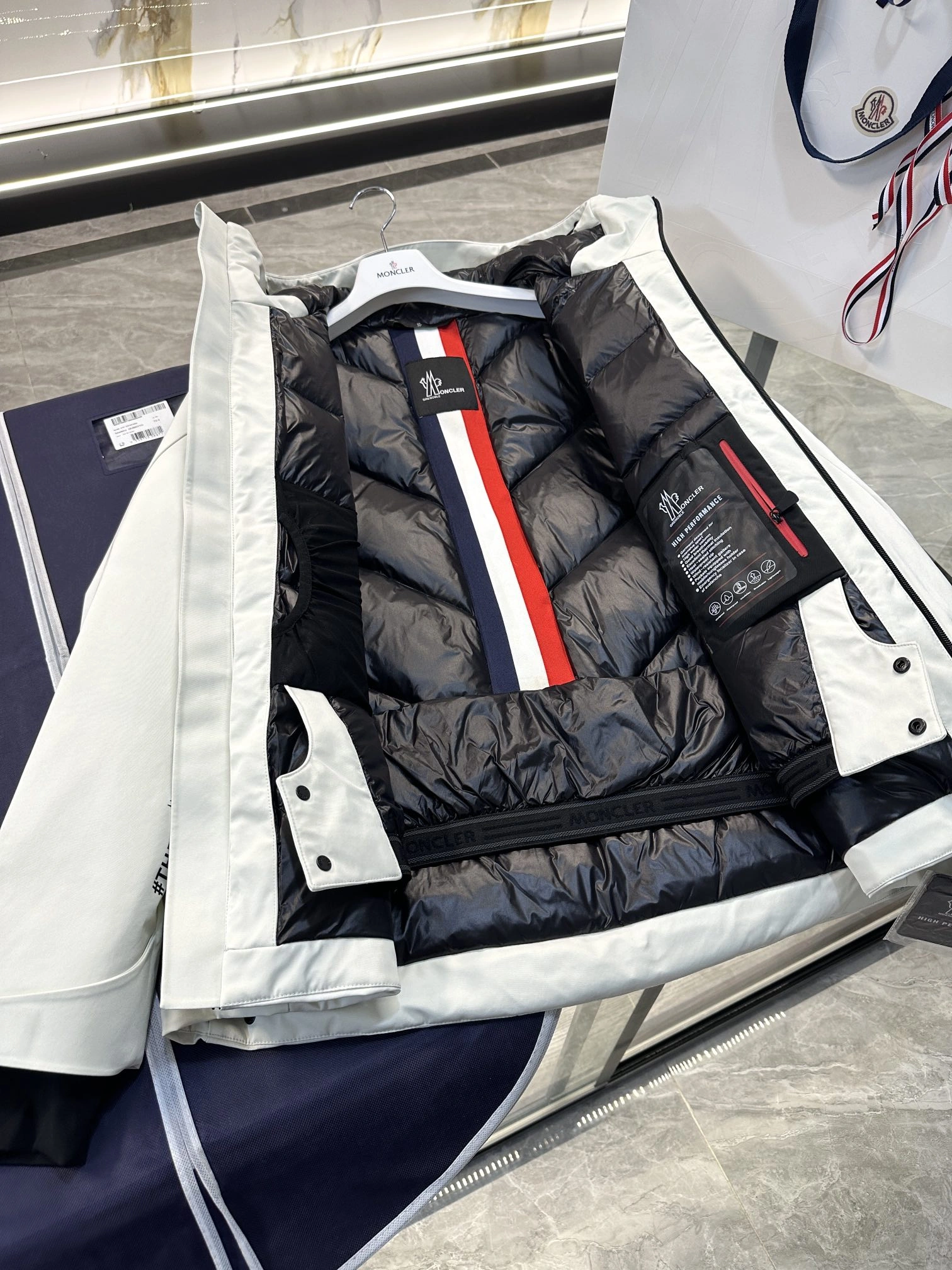 HighQuality Moncler Down Jackets 145727