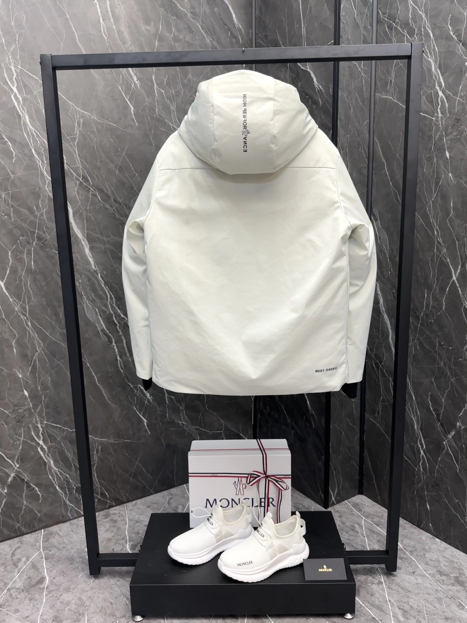 Moncler Down Jackets OdorResistant 145725