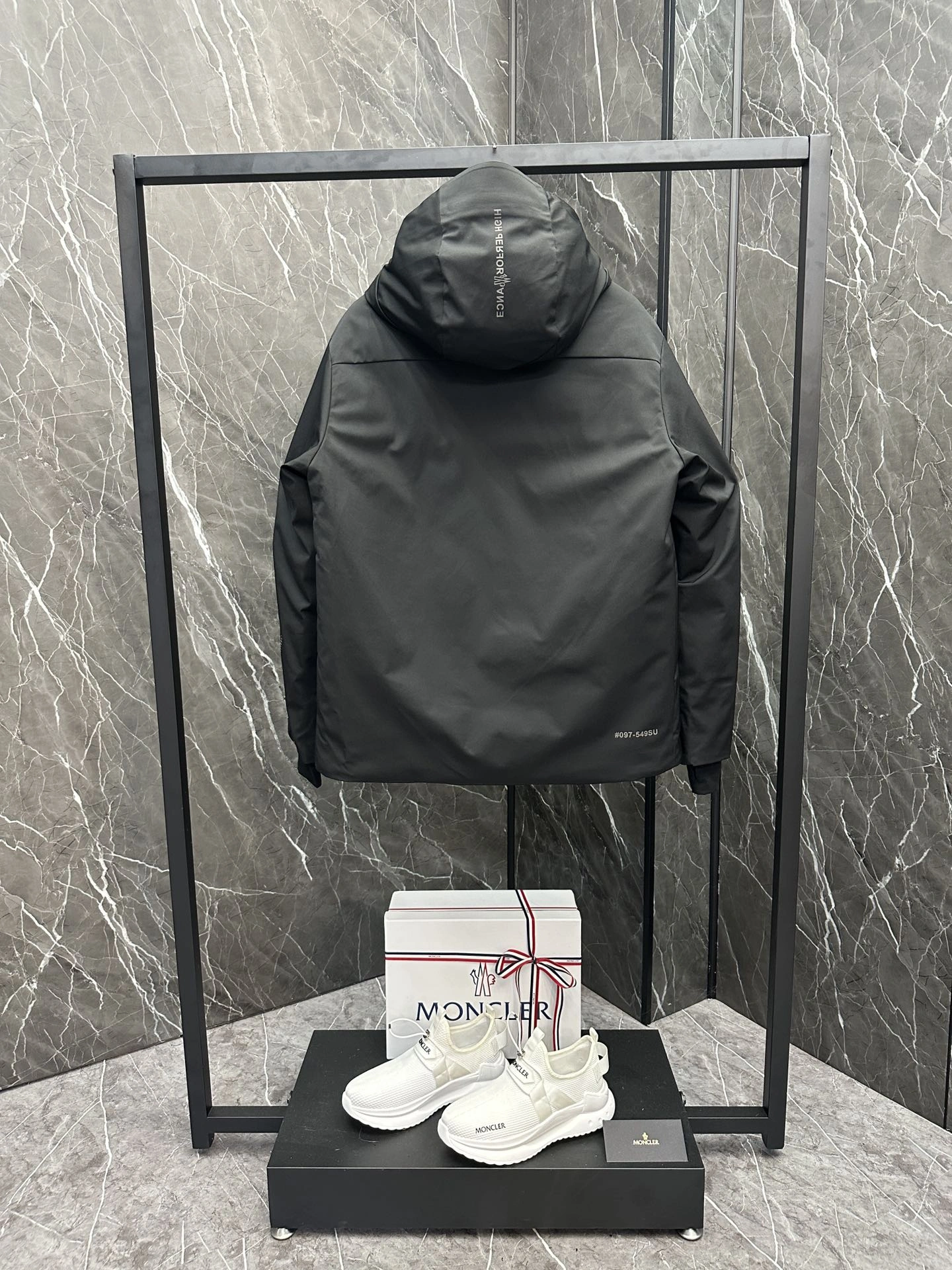 Moncler Down Jackets Popular 145723
