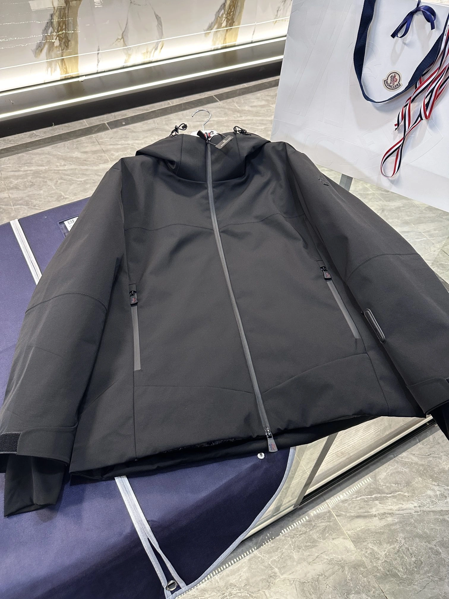 Moncler Down Jackets RelaxedFit 145744