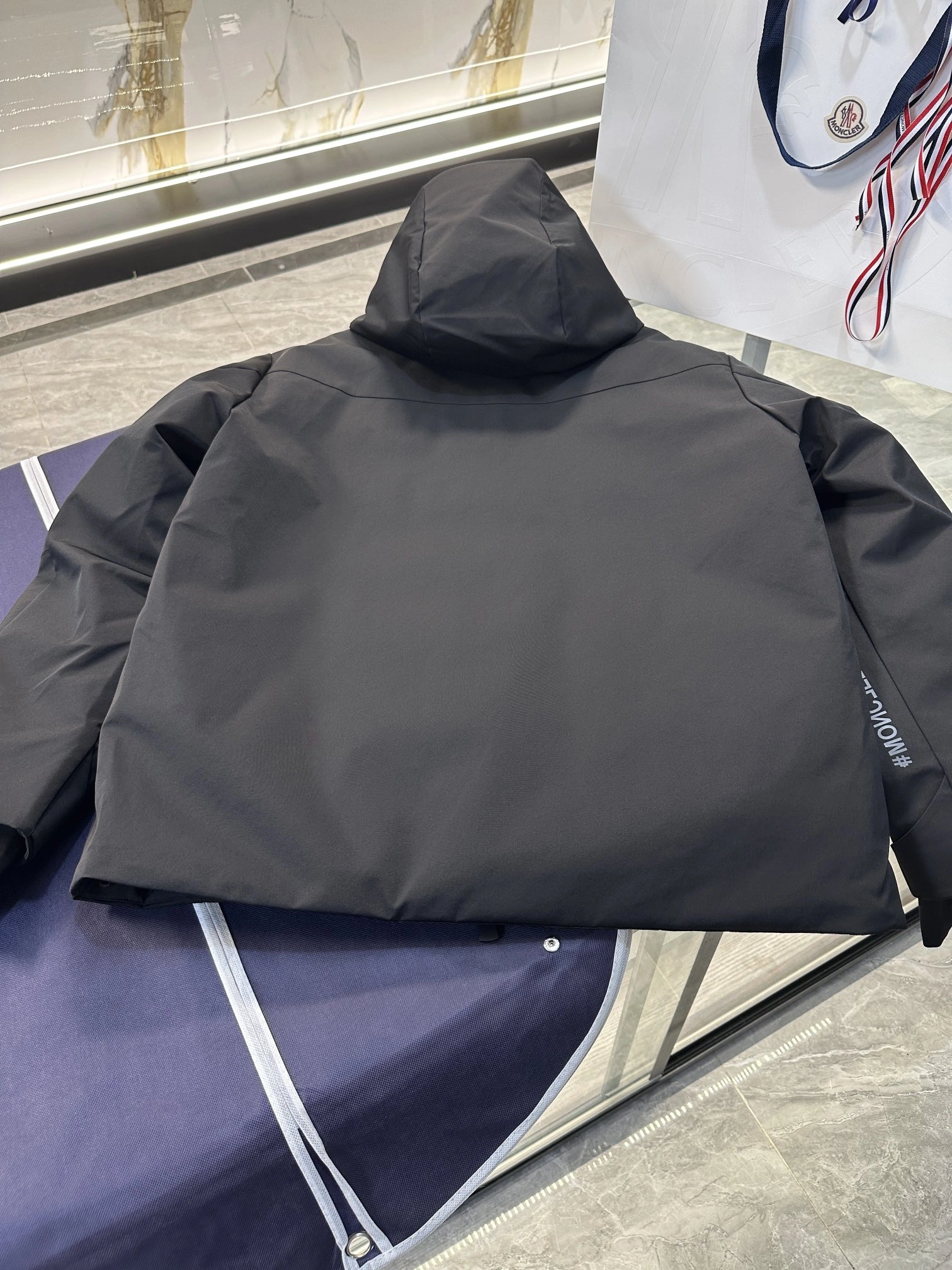 Moncler Down Jackets RelaxedFit 145744